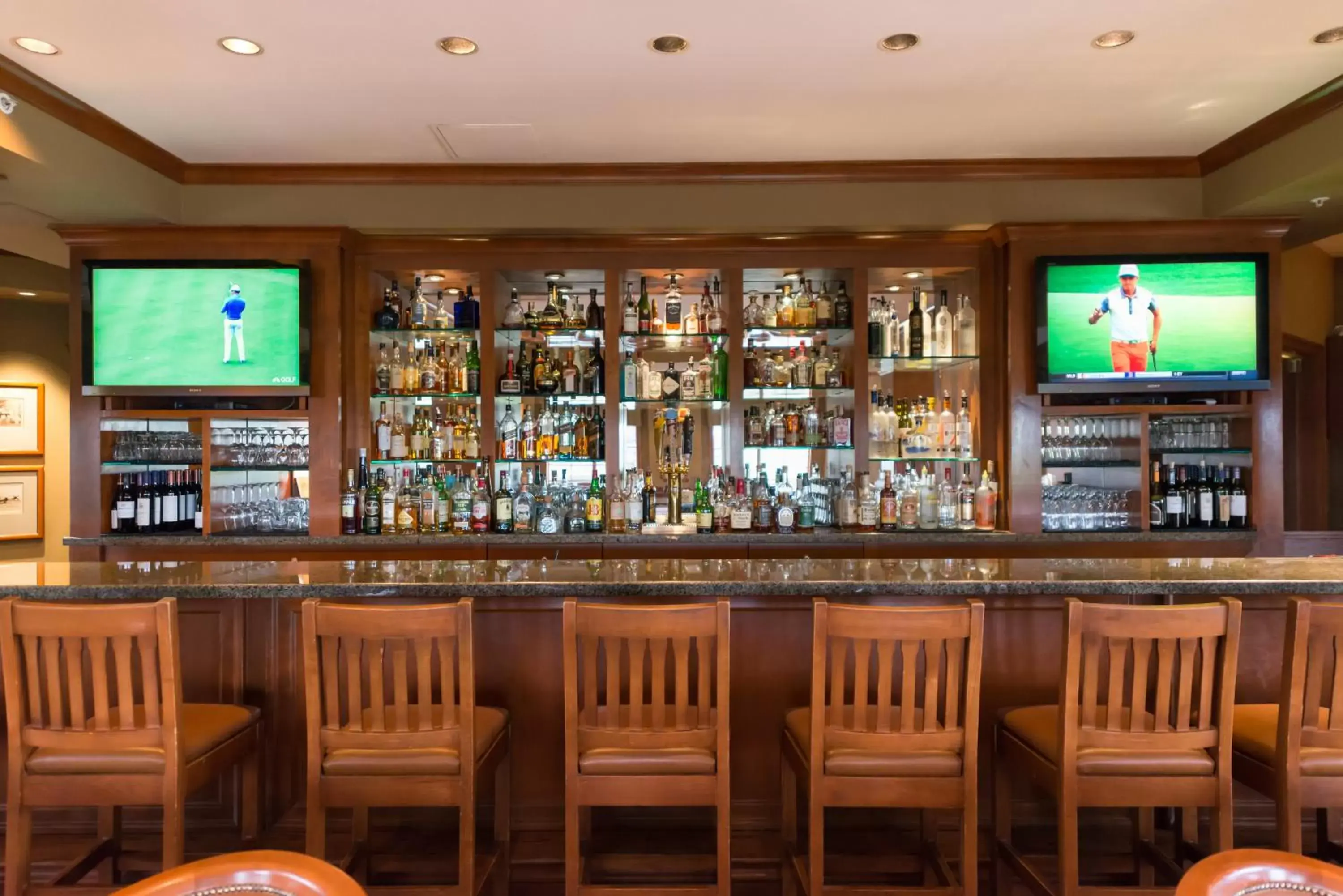 Lounge or bar, Lounge/Bar in The Glen Club