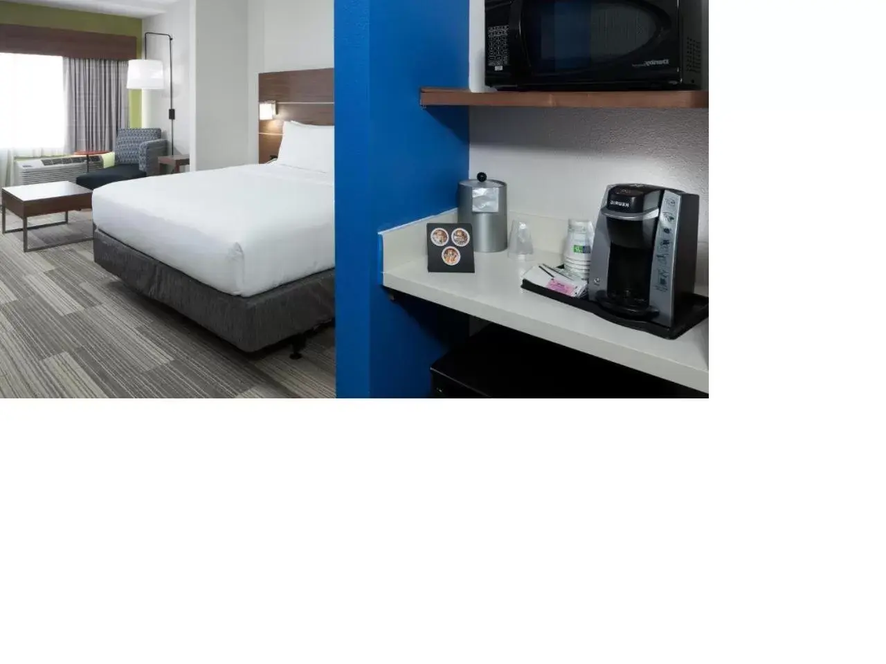 Bed in Holiday Inn Express & Suites - Orlando At Seaworld, an IHG Hotel