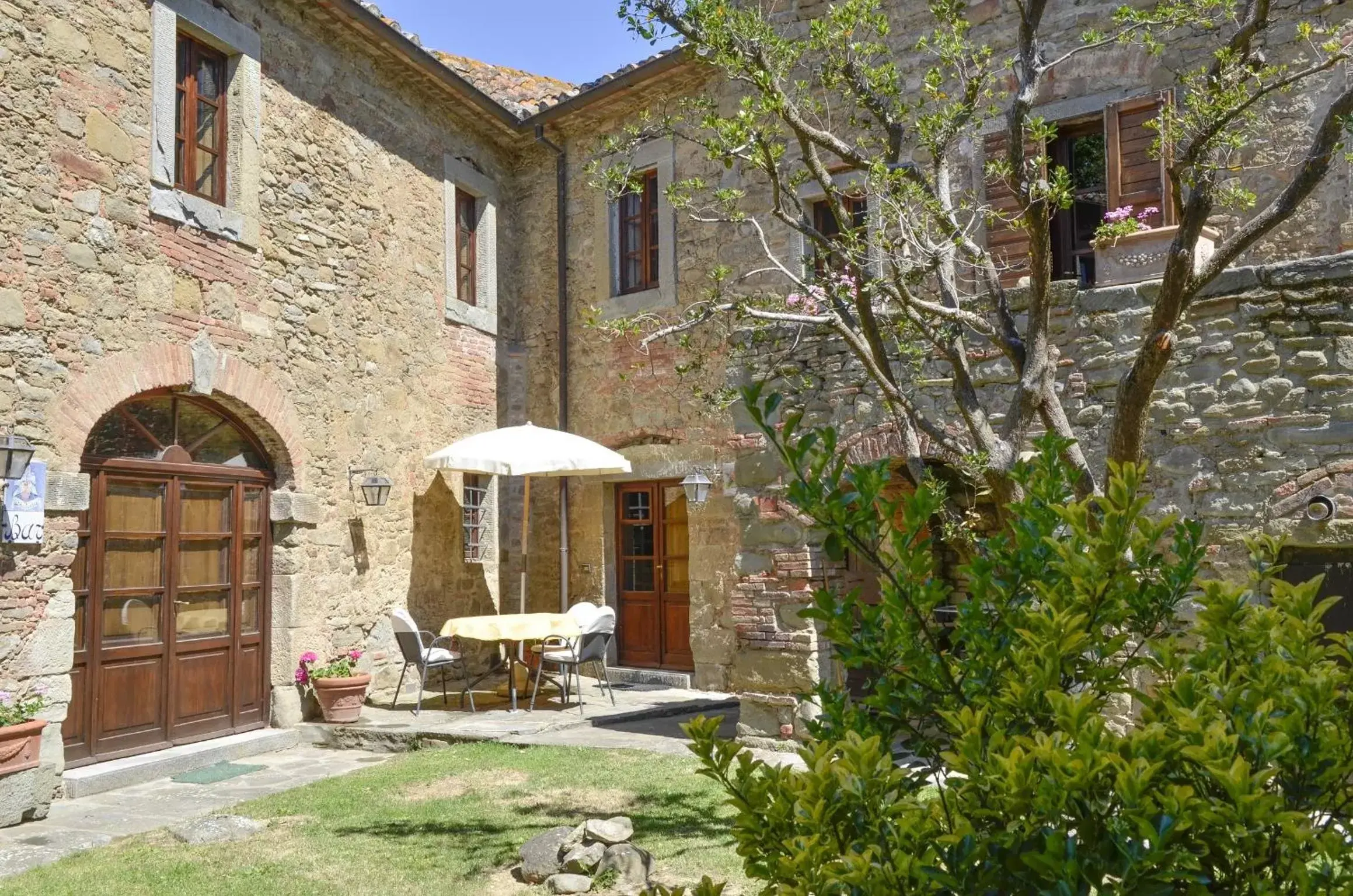 Facade/entrance in Residence Il Casale