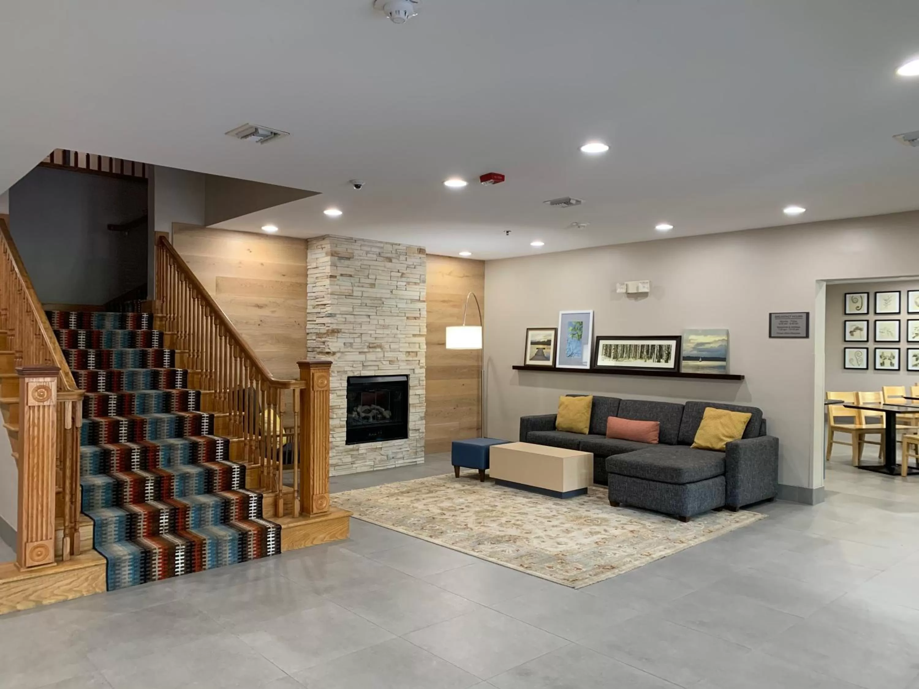 Lobby or reception in Country Inn & Suites By Radisson, Charleston North, SC