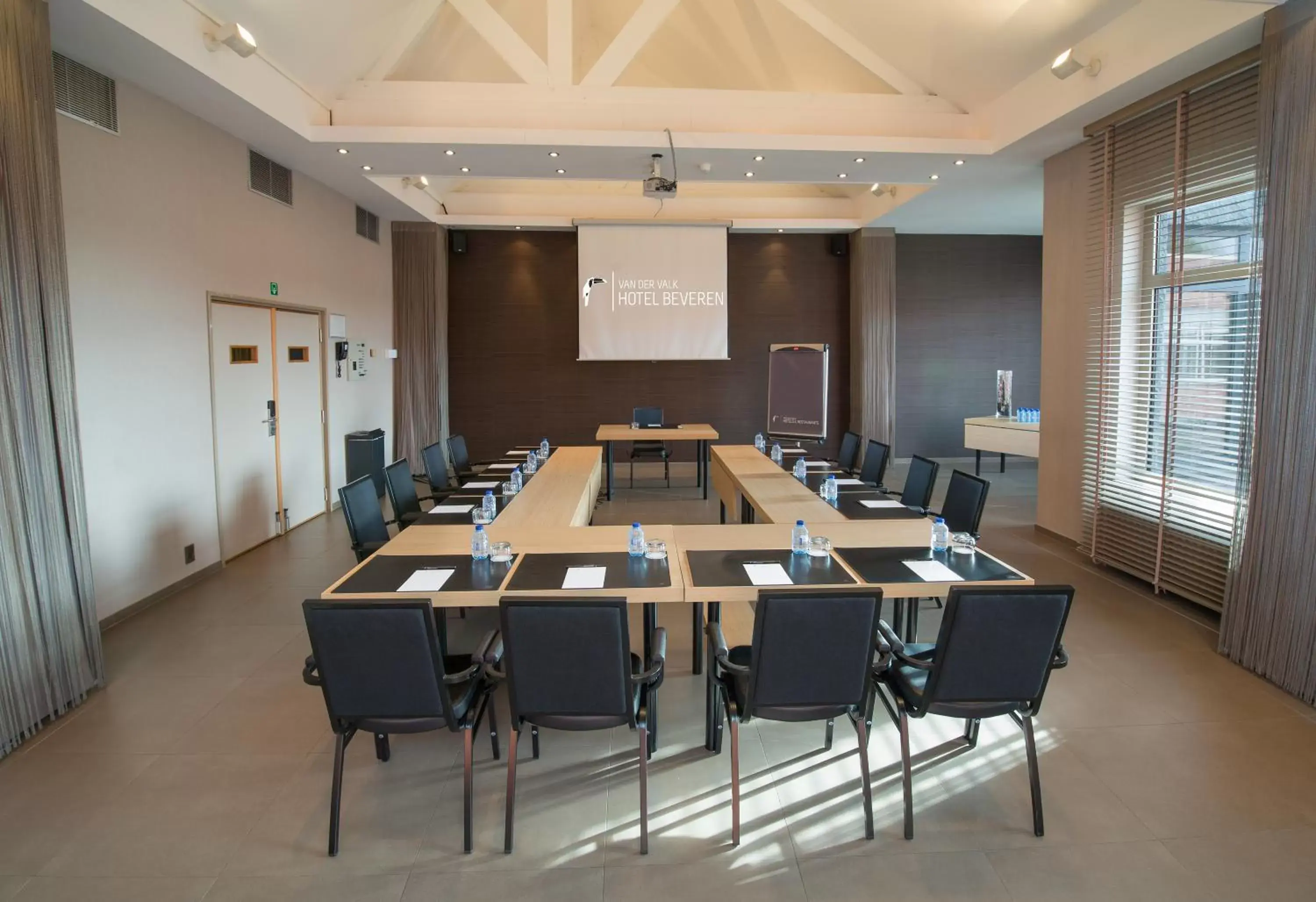 Meeting/conference room in Van der Valk Hotel Beveren