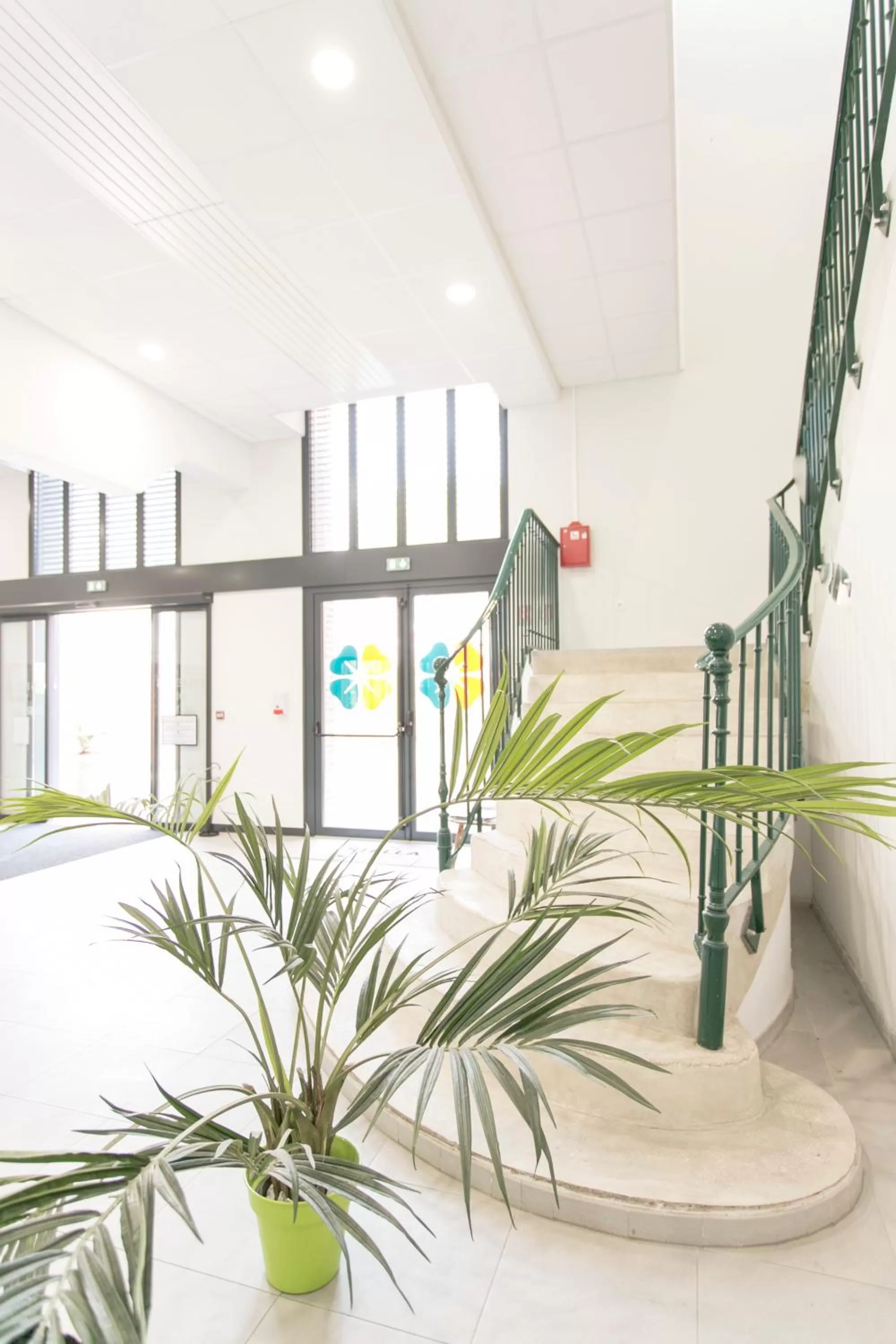 Lobby or reception in Zenao Appart'hôtels Troyes