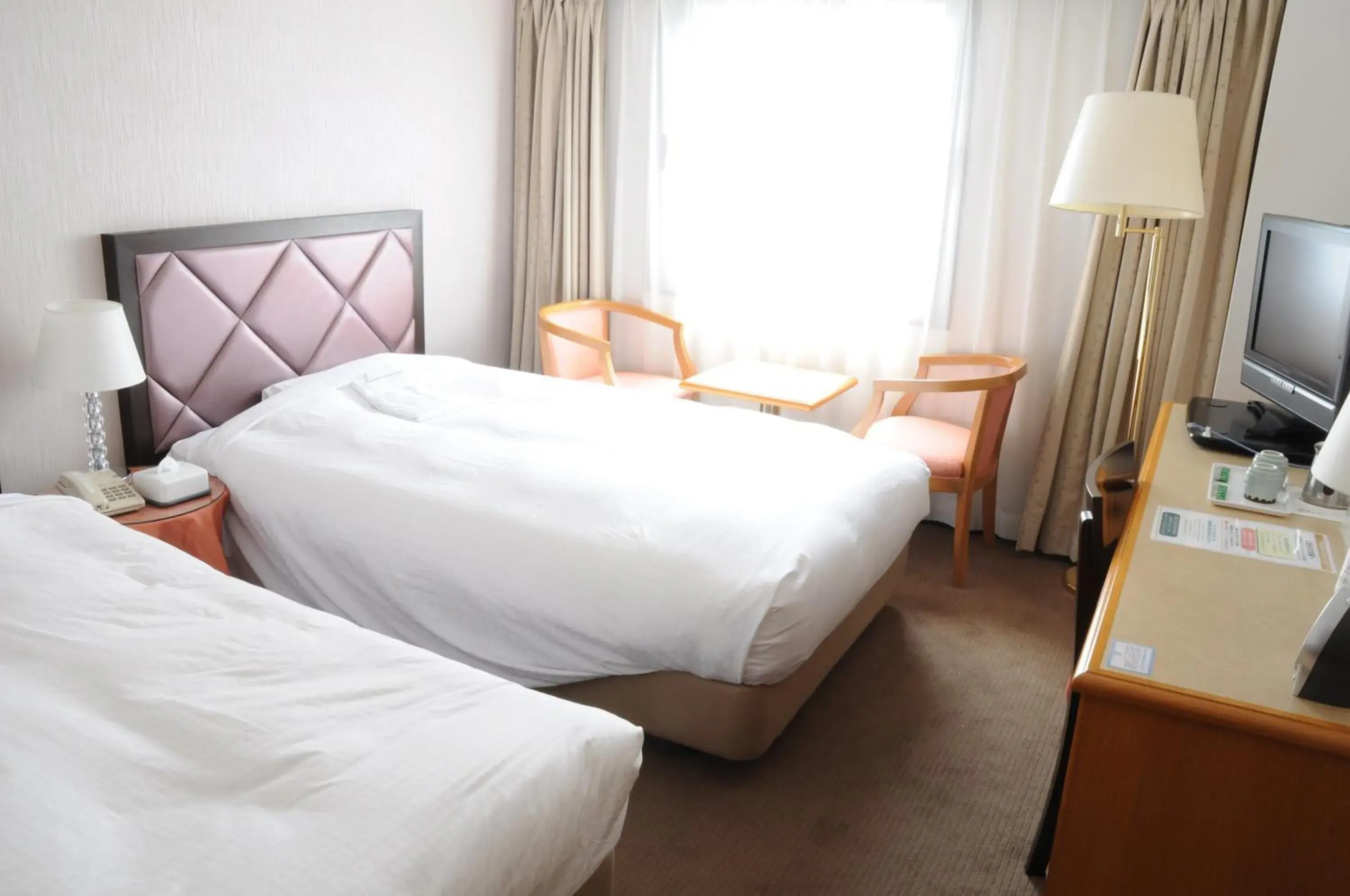 Twin Room - single occupancy - Smoking in Hotel Terrace Yokohama
