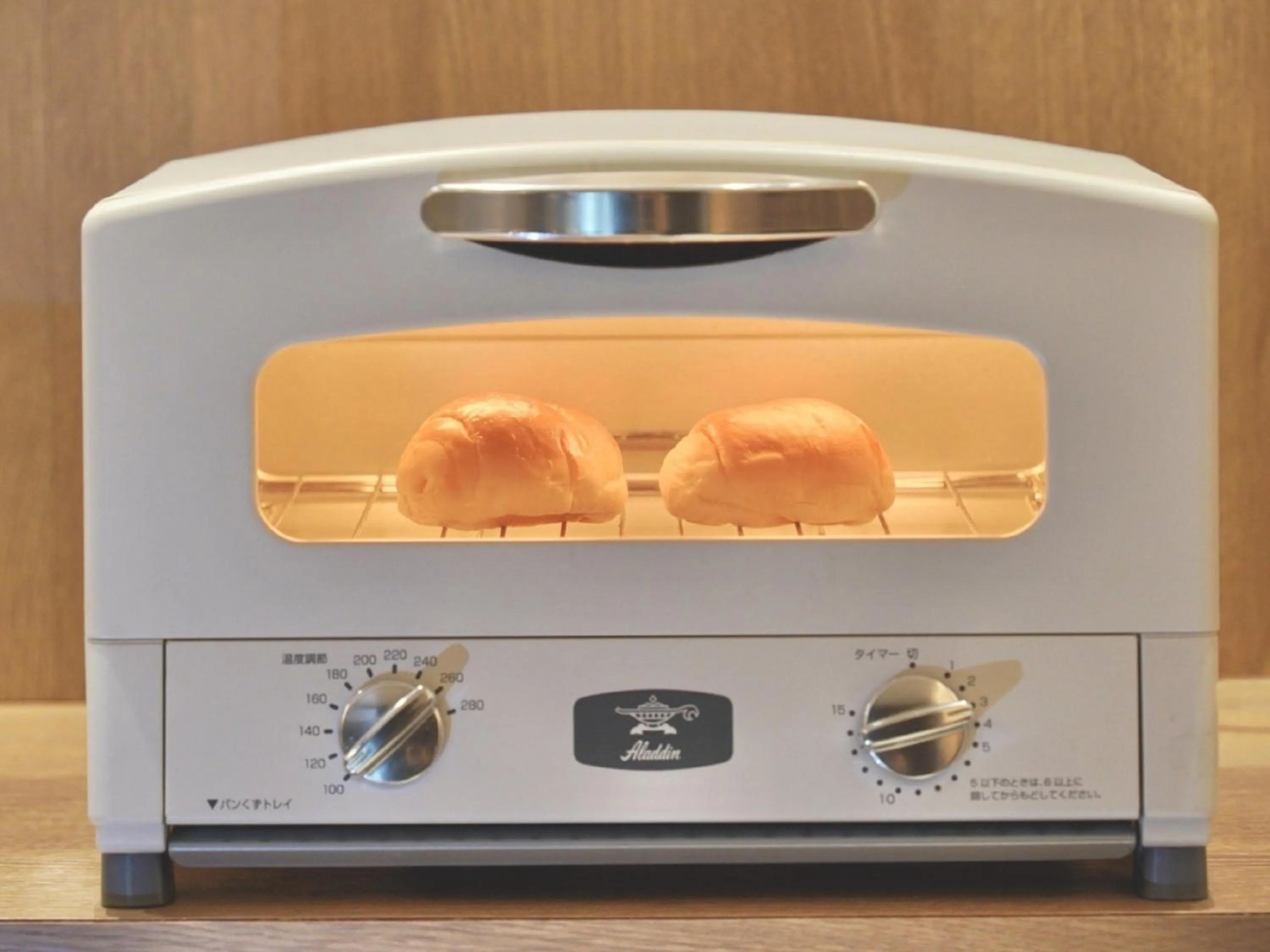 Lounge or bar in Henn na Hotel Tokyo Ginza