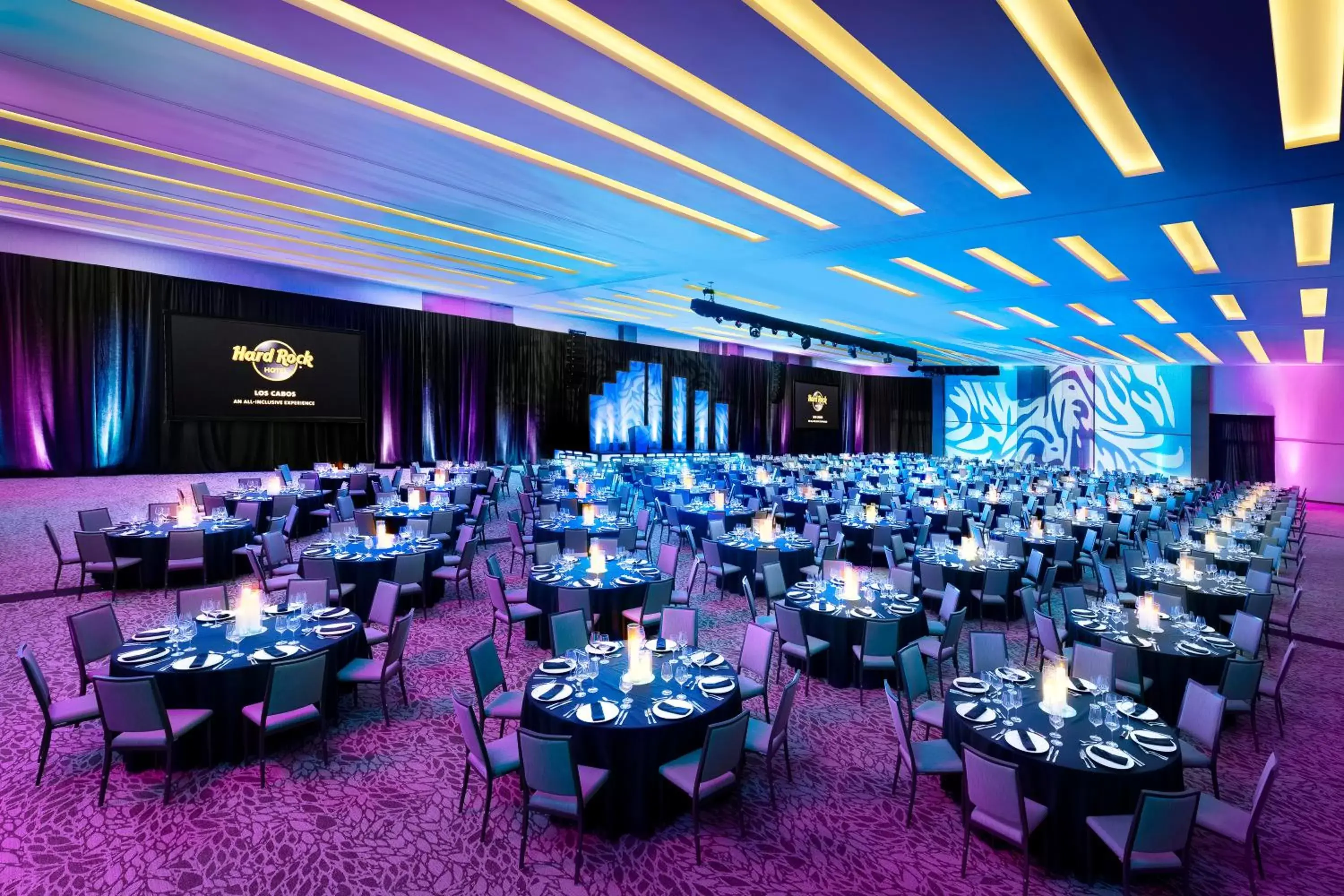 Lounge or bar in Hard Rock Hotel Los Cabos Lounge or bar in Hard Rock Hotel Los Cabos