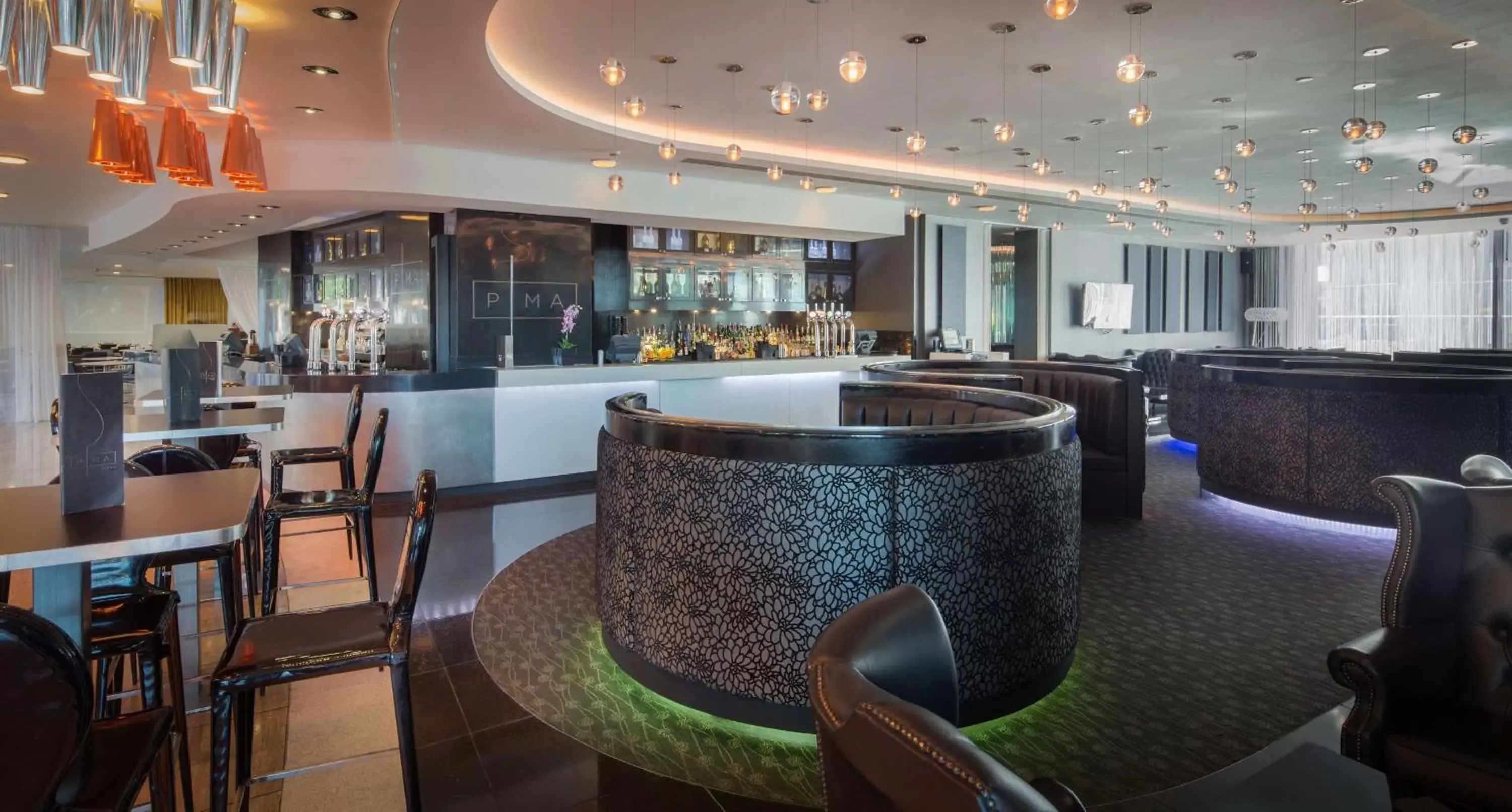 Lounge or bar, Lounge/Bar in Hilton Liverpool City Centre