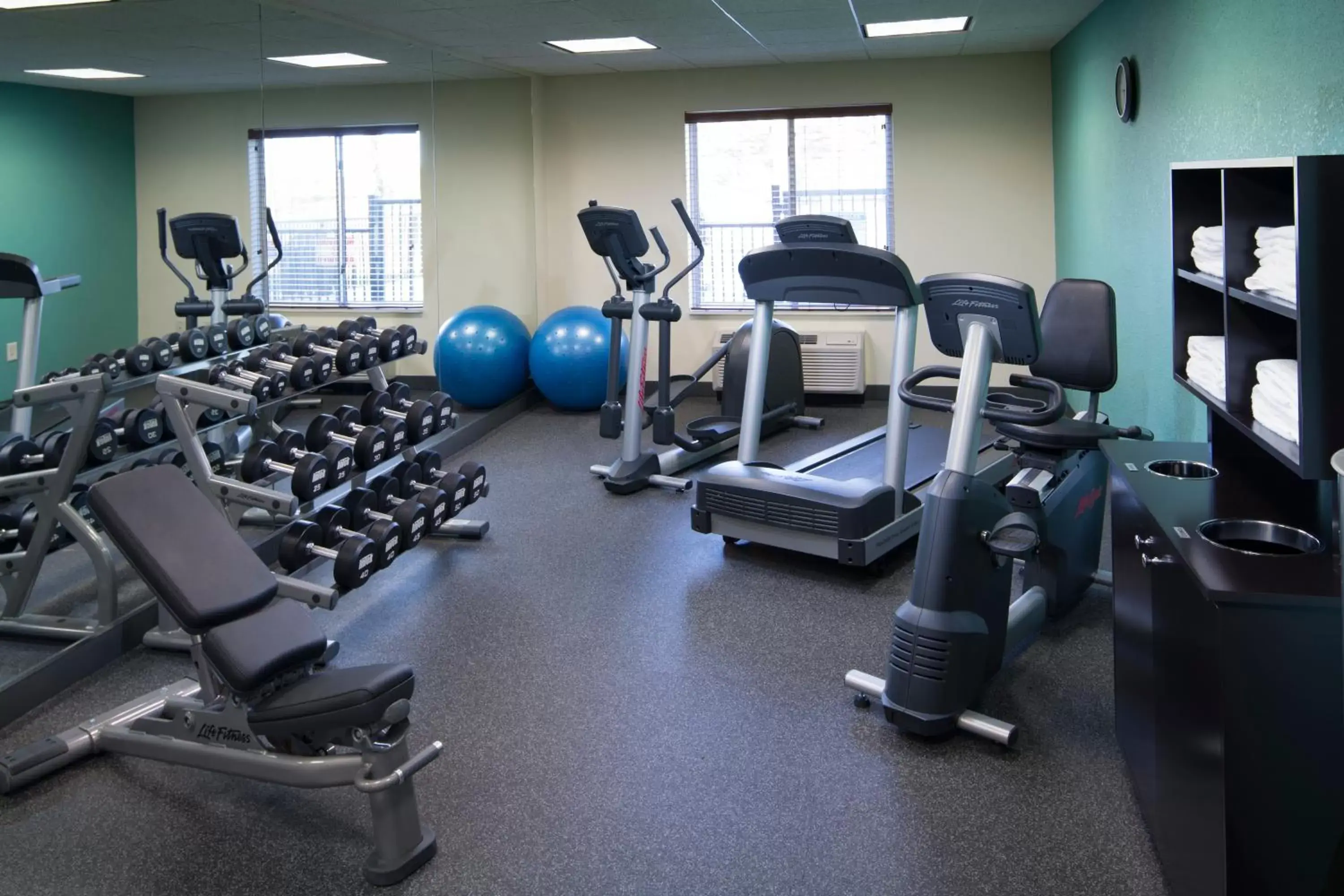 Fitness centre/facilities, Fitness Center/Facilities in Holiday Inn Express Hotel & Suites High Point South, an IHG Hotel