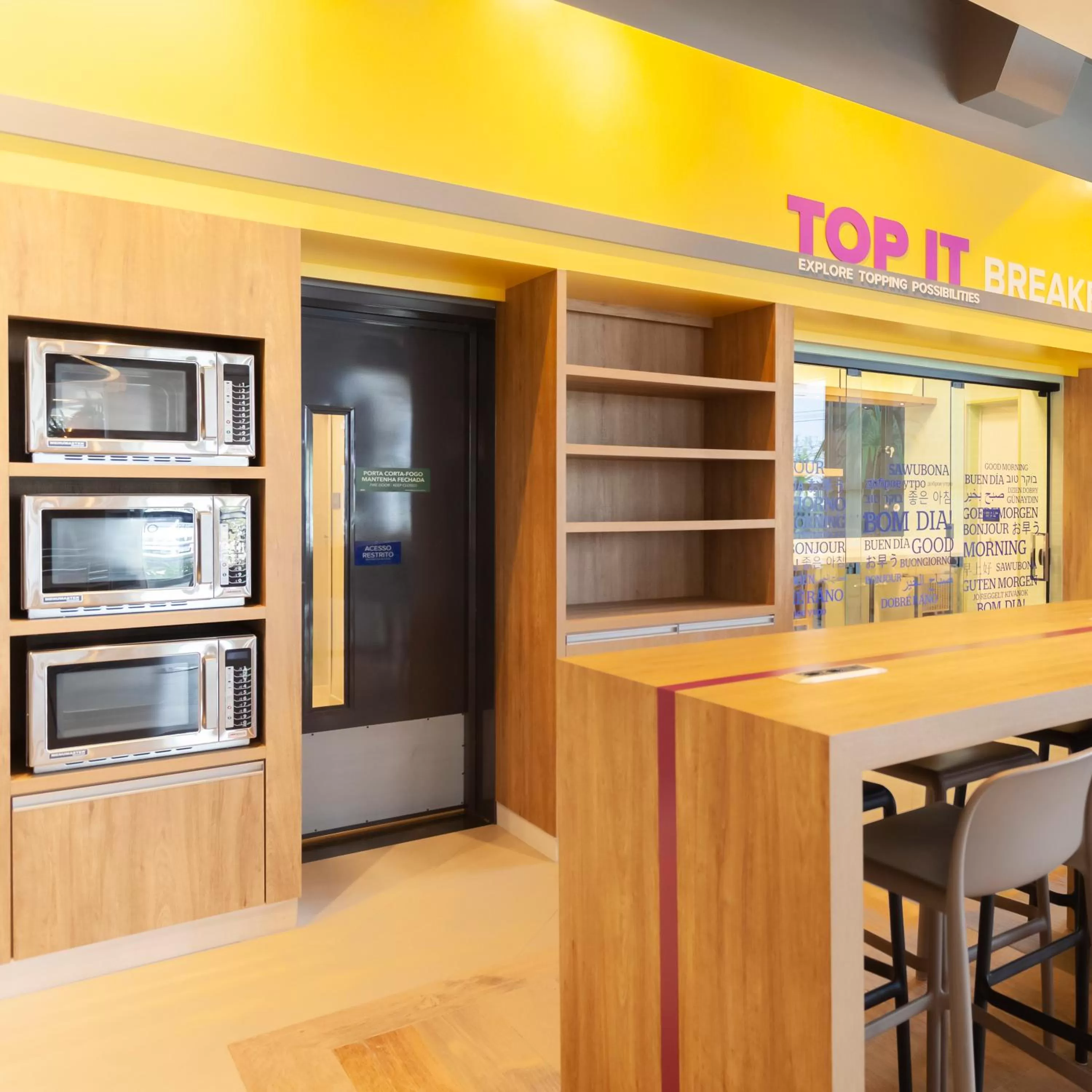 Restaurant/places to eat in Tru By Hilton Criciúma