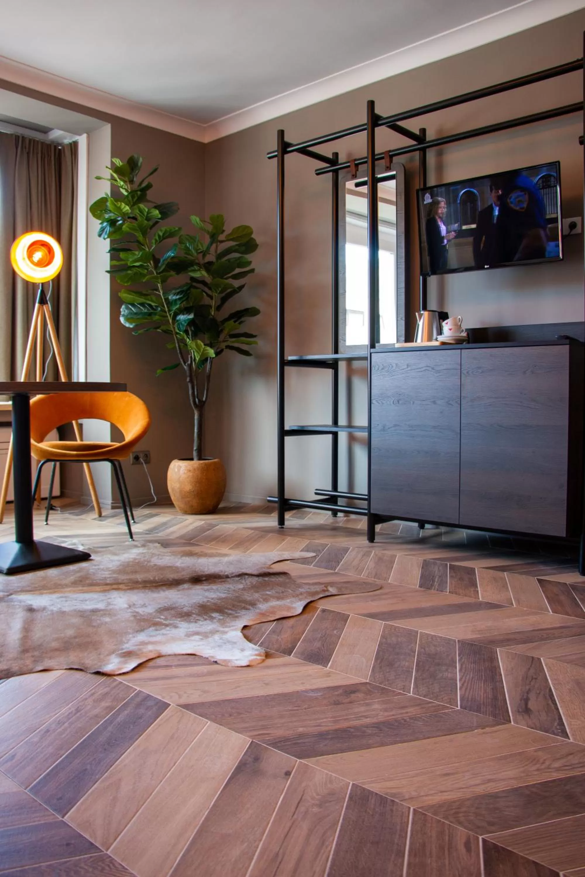 Seating area in Prado Next Door