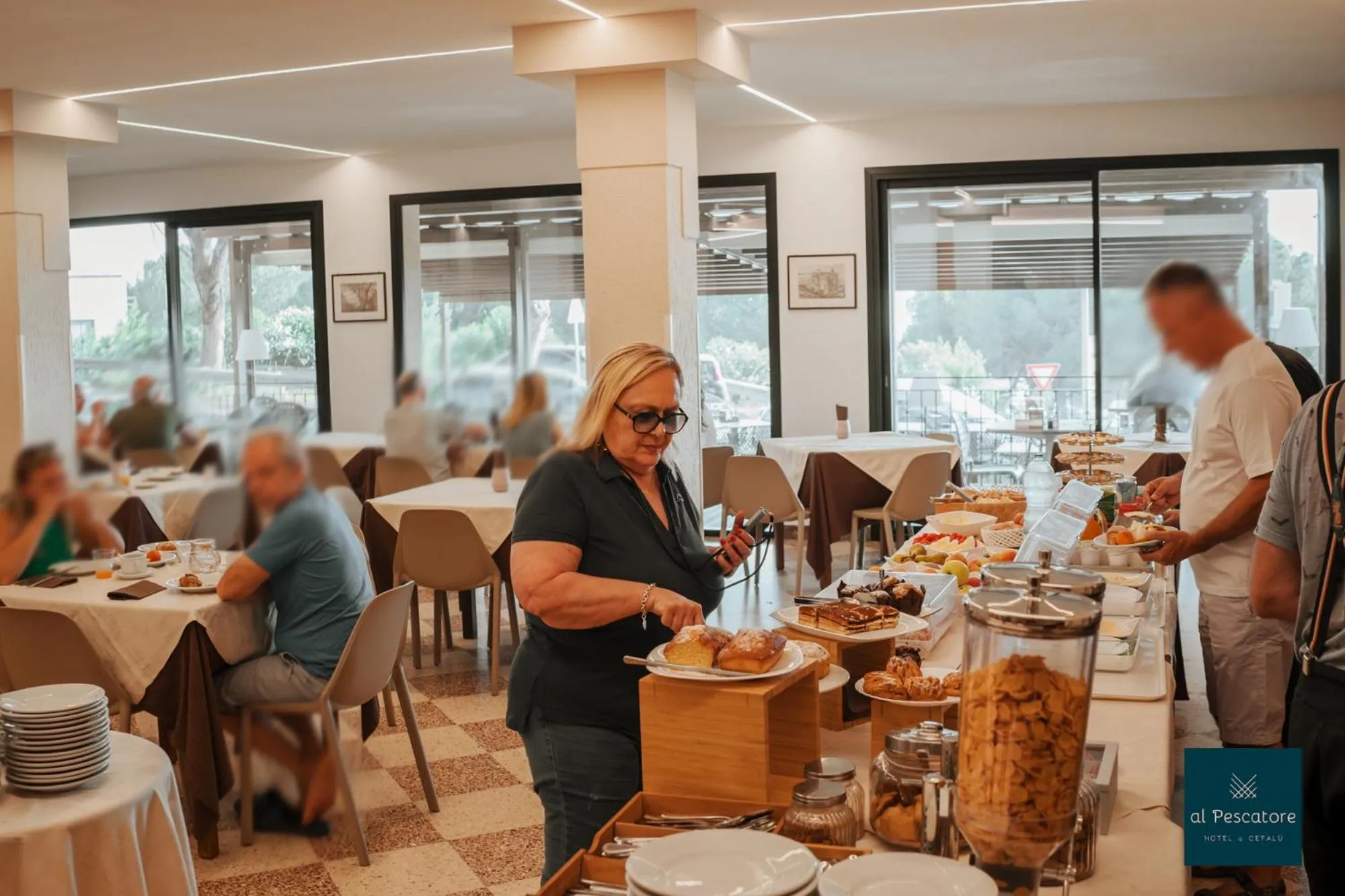 Restaurant/Places to Eat in Al Pescatore