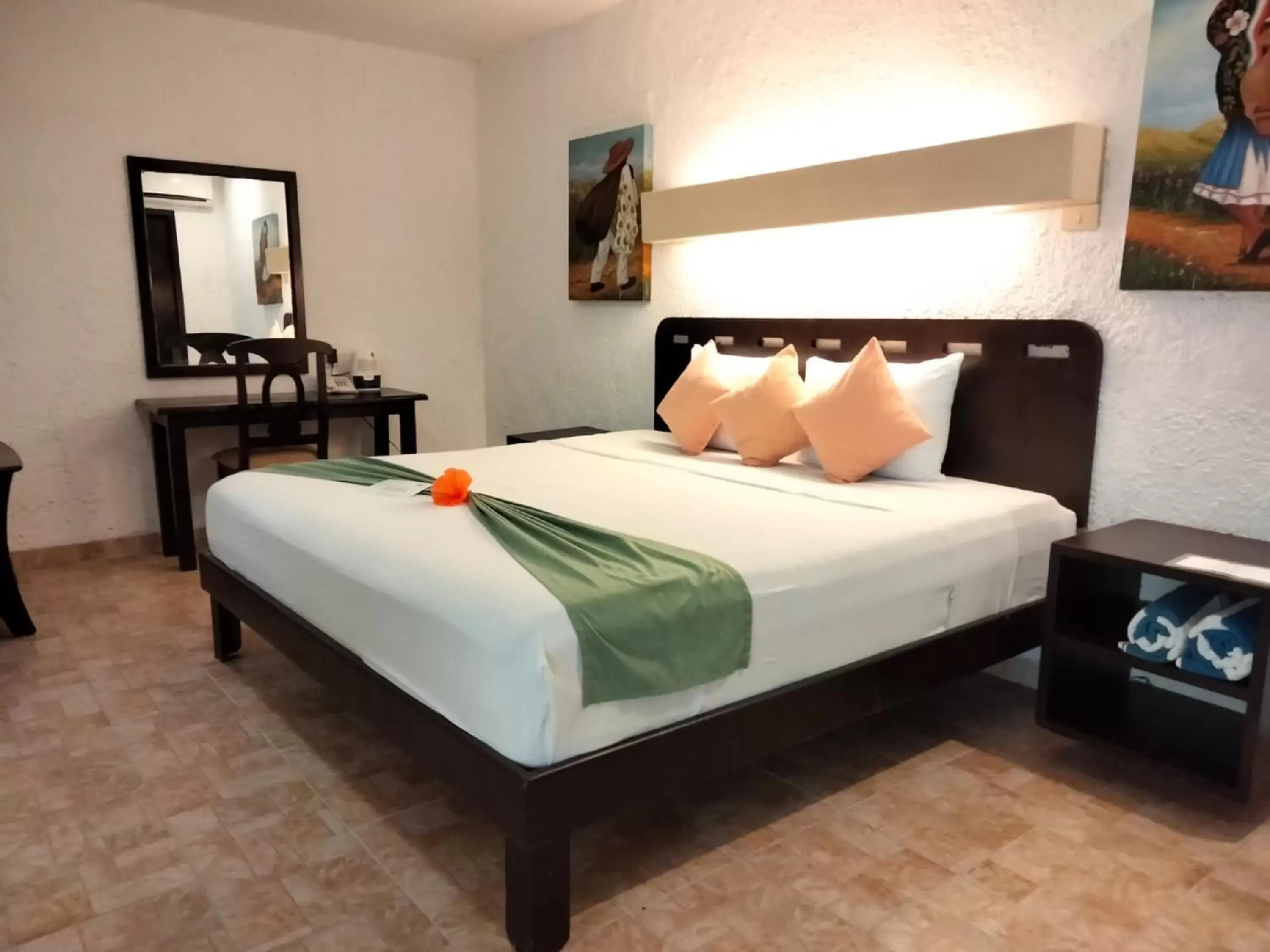 King Room with Spa Bath in Playa Maya by MIJ - Beachfront Hotel