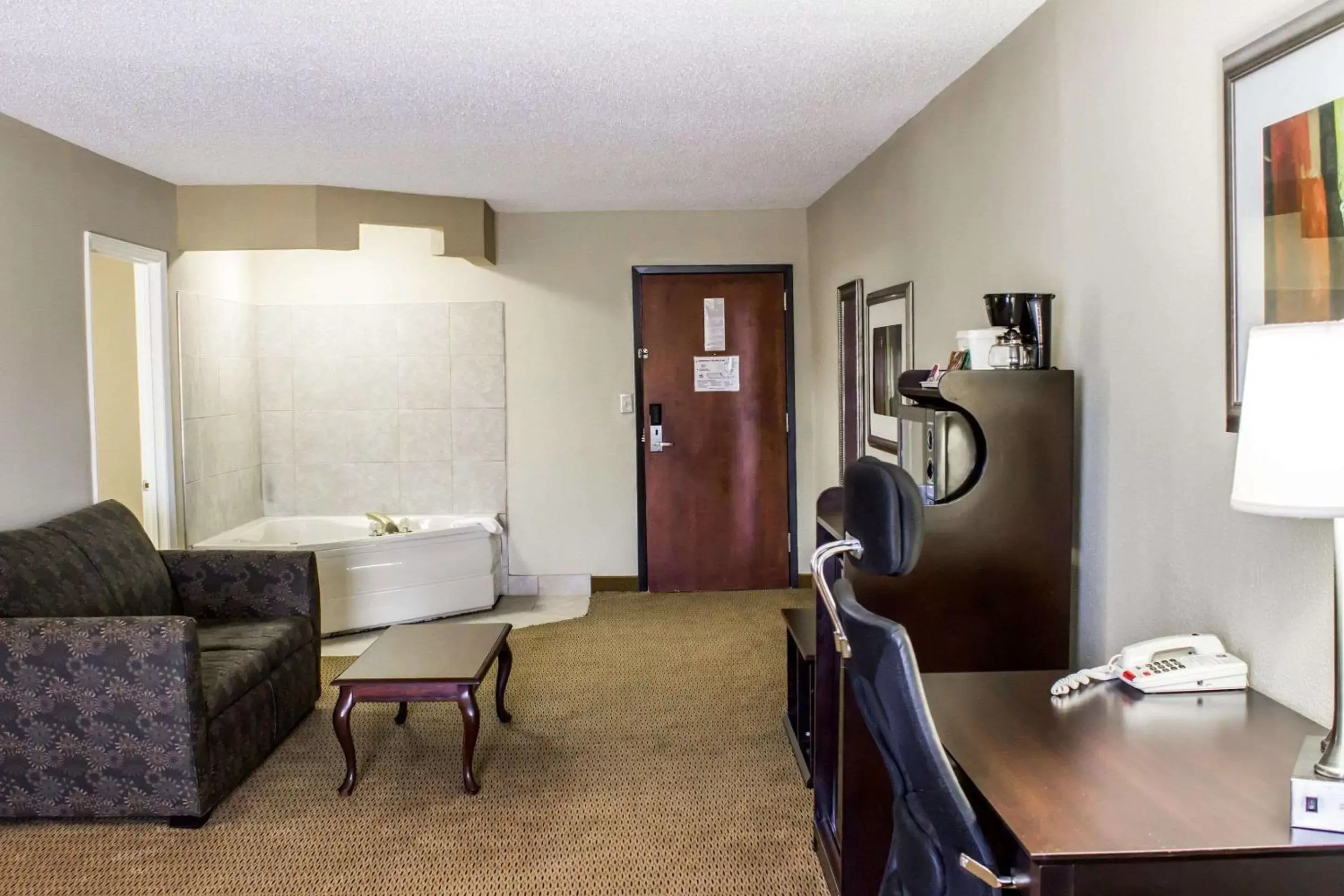 Photo of the whole room, Seating Area in Quality Inn & Suites Wilson