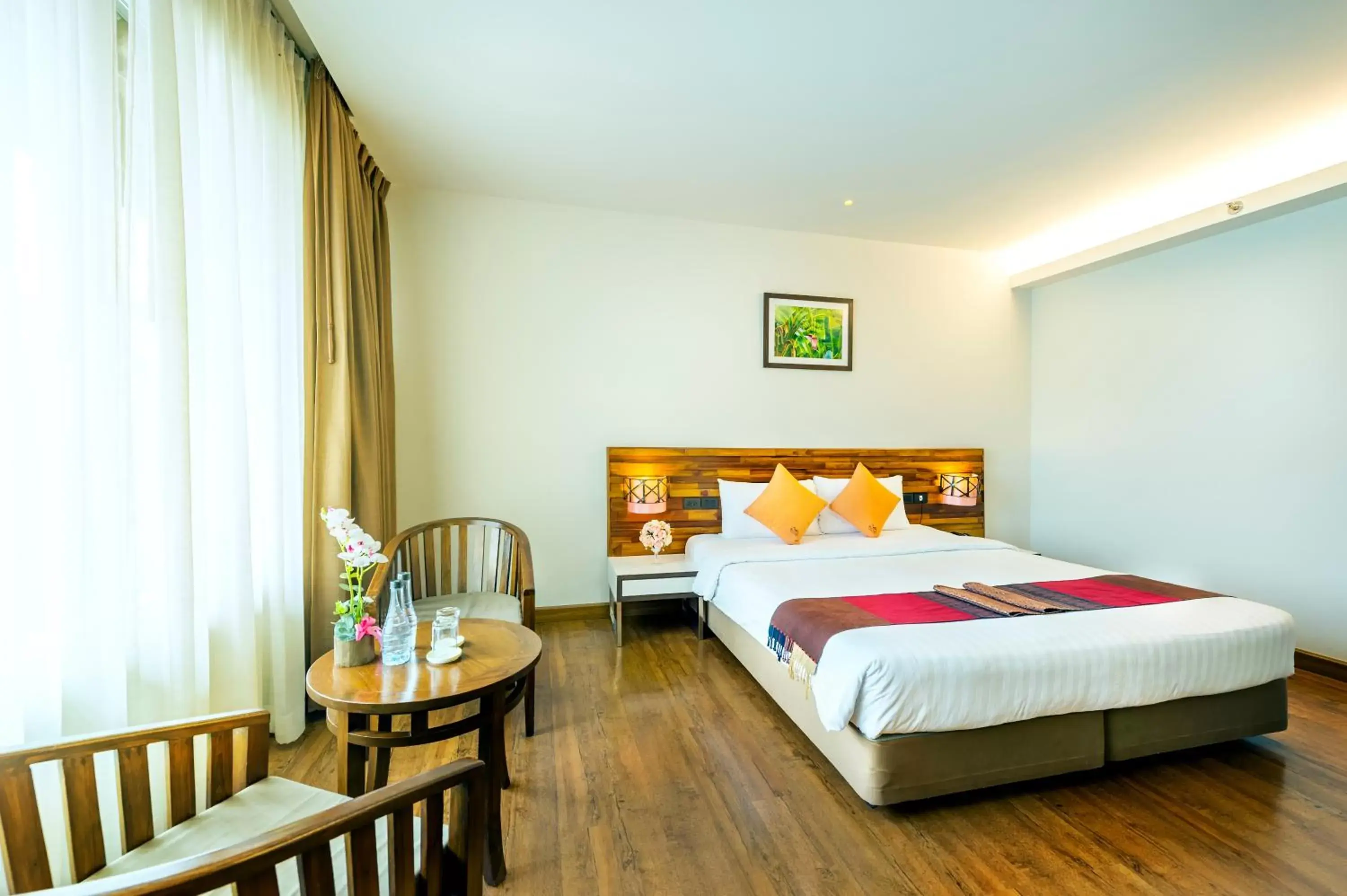 Bed in Buri Sriphu Hotel & Convention Centre
