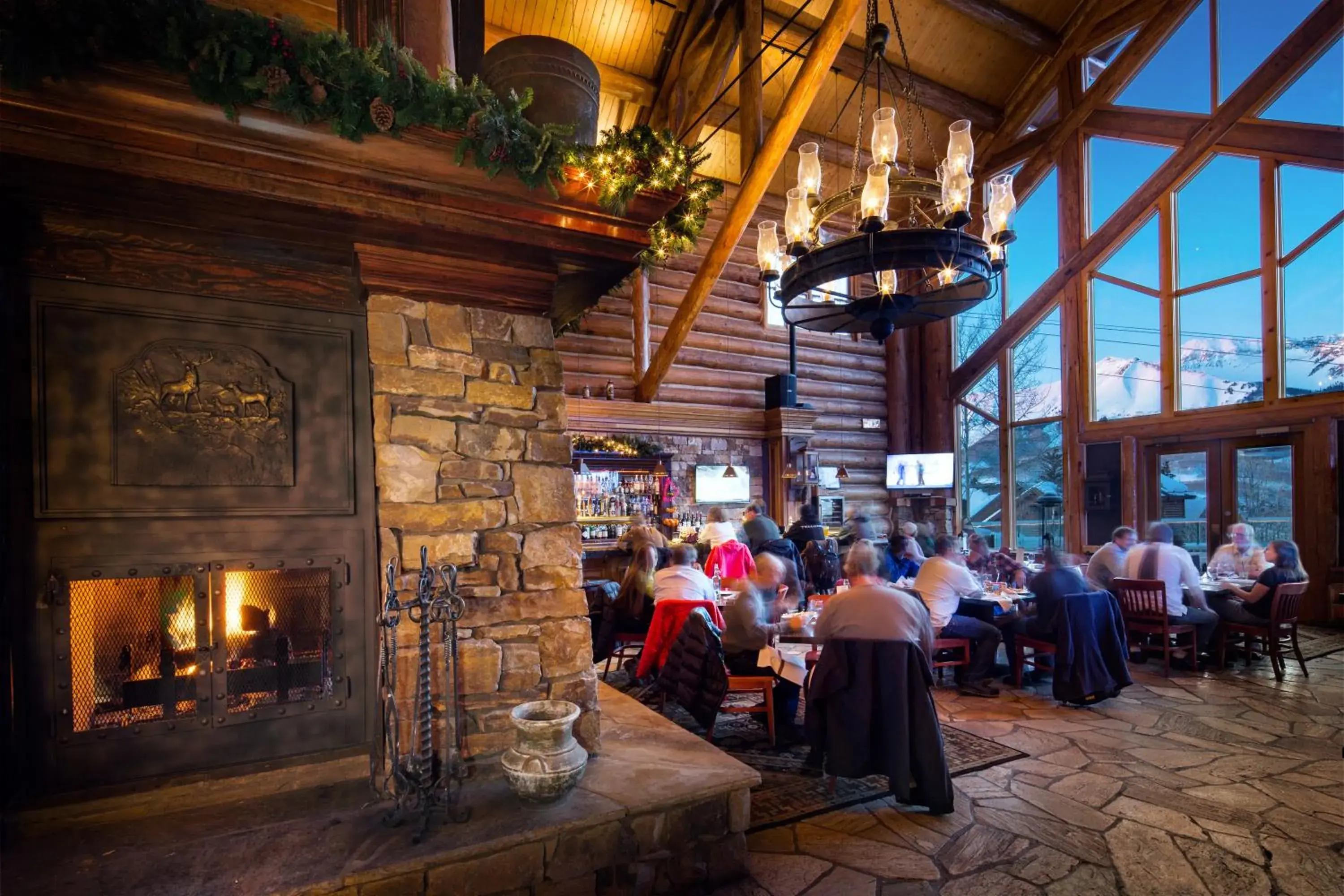 Restaurant/Places to Eat in Mountain Lodge at Telluride
