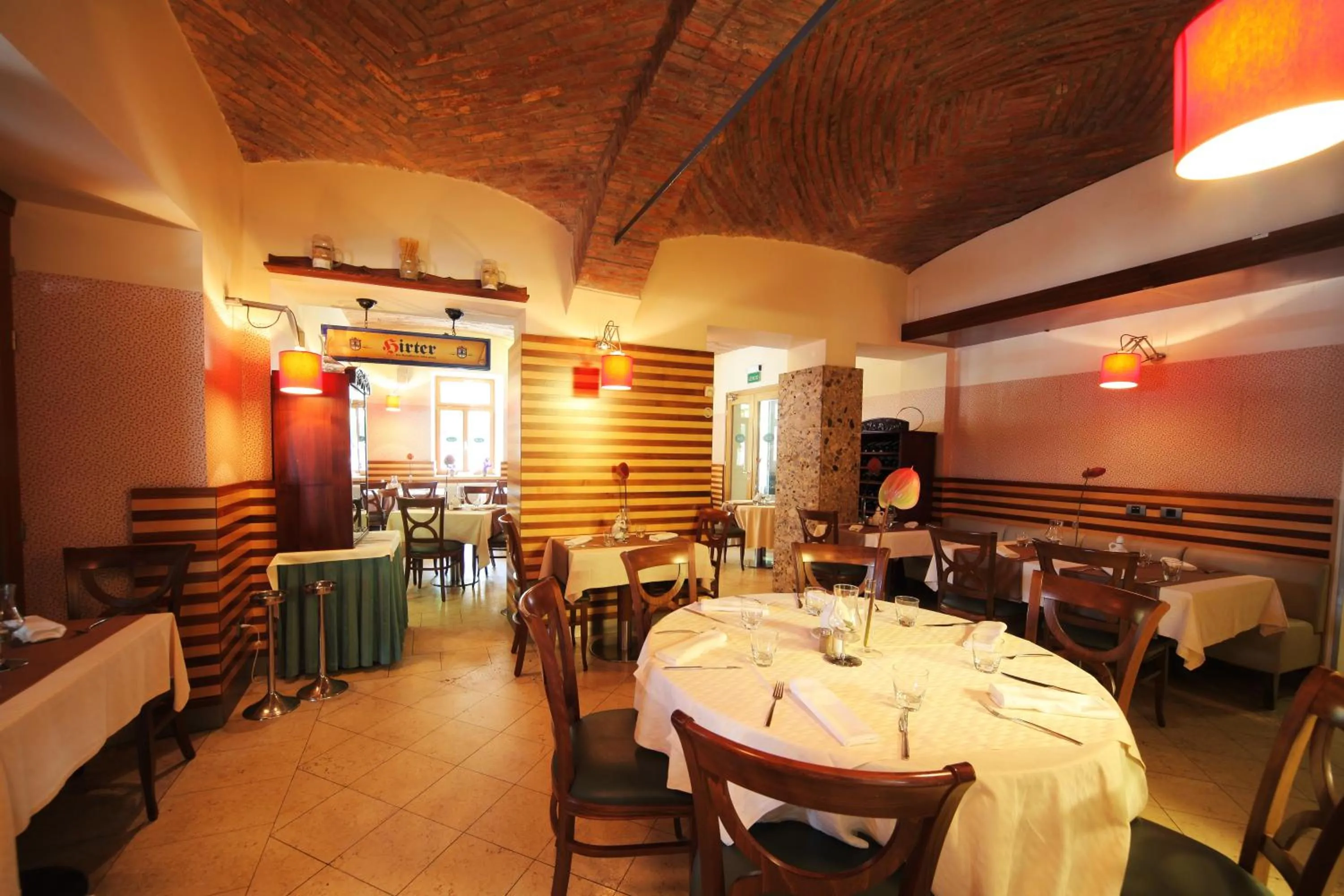 Dining area in Hotel Lovec