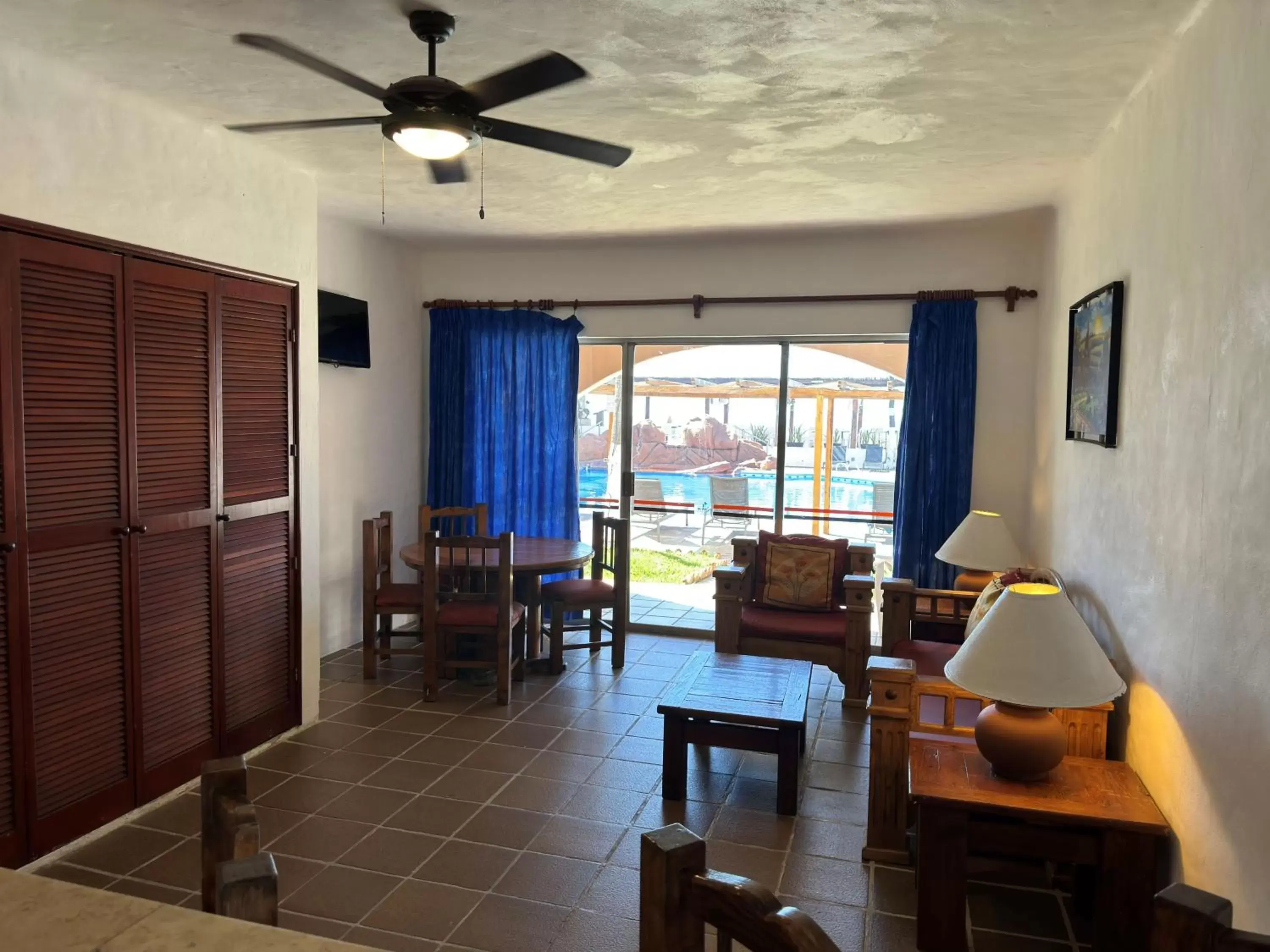 Property building, Seating Area in Hotel Quijote Inn