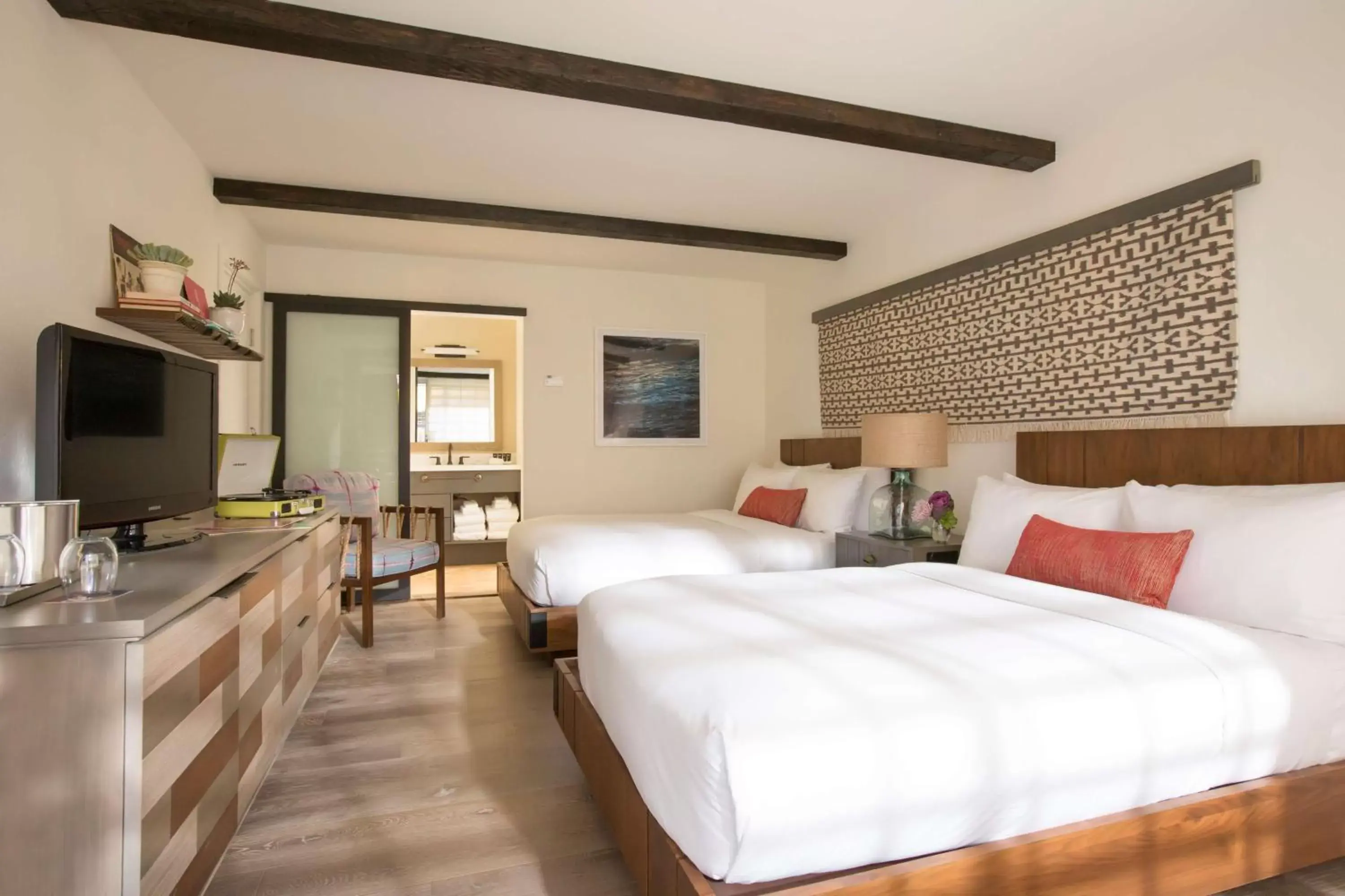 Bedroom, Bed in The Leta Santa Barbara Goleta, Tapestry Collection by Hilton