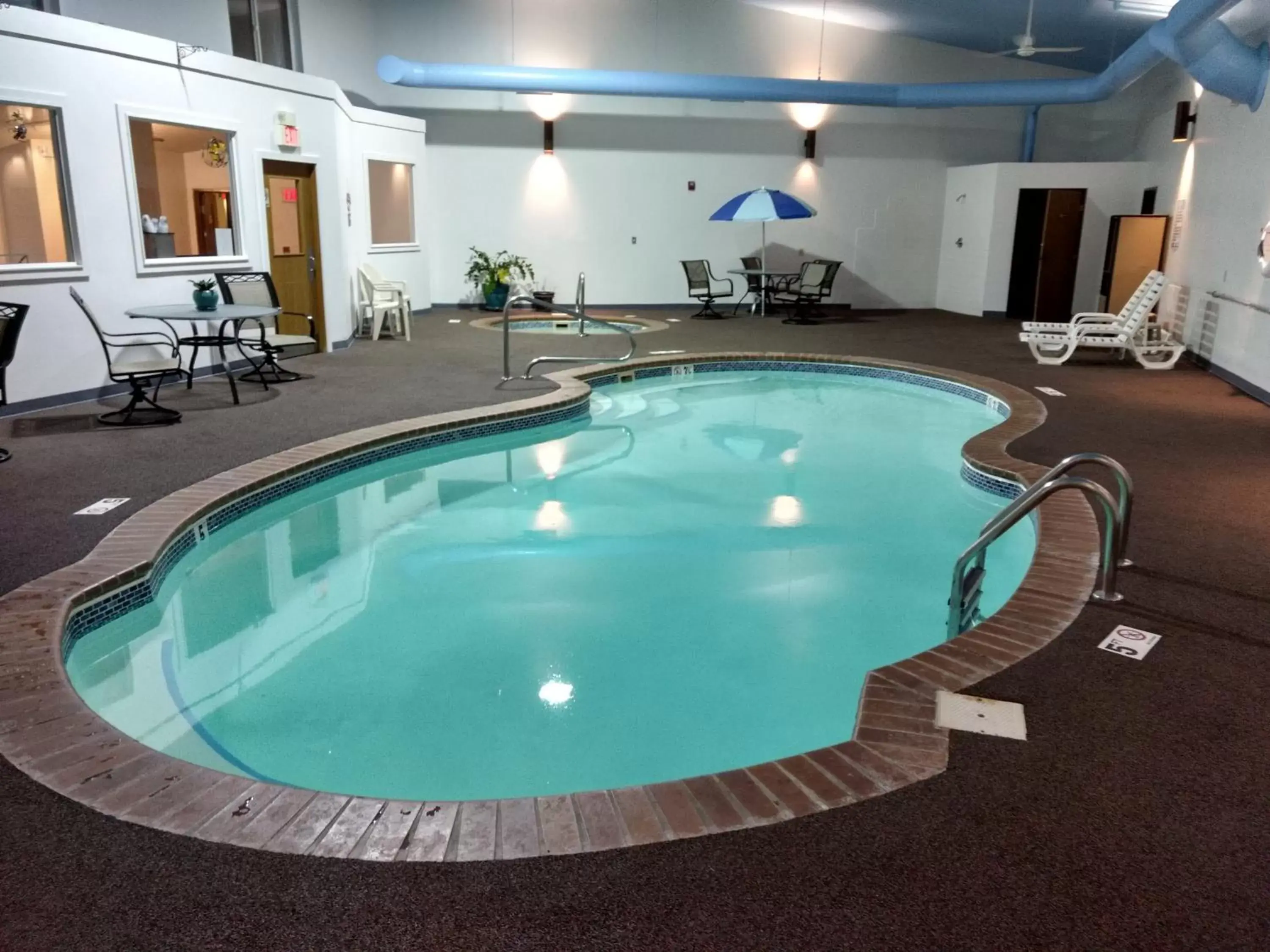 , Swimming Pool in Super 8 by Wyndham Custer/Crazy Horse Area