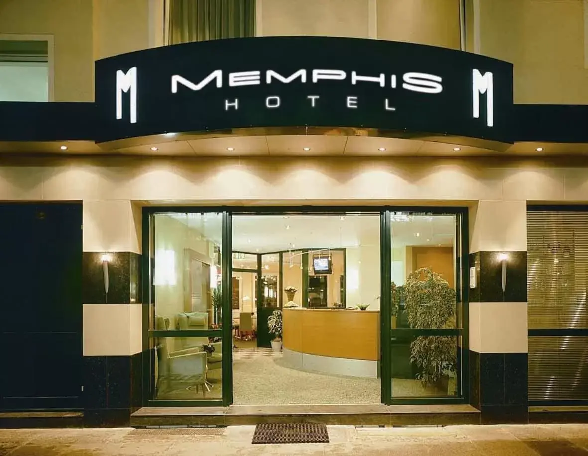 Facade/entrance in Memphis Hotel Facade/entrance in Memphis Hotel