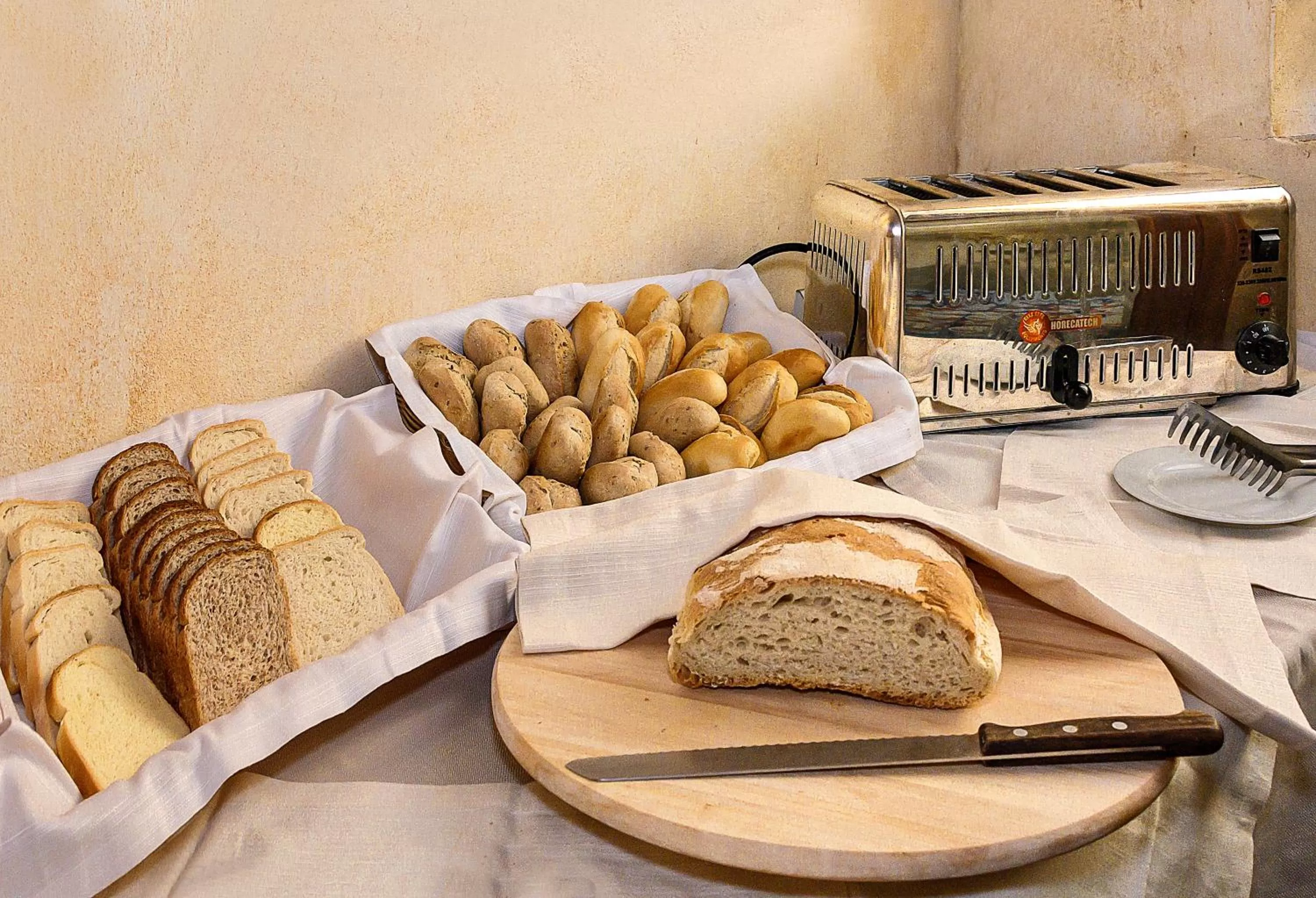 Breakfast in Hotel Villa Cheli