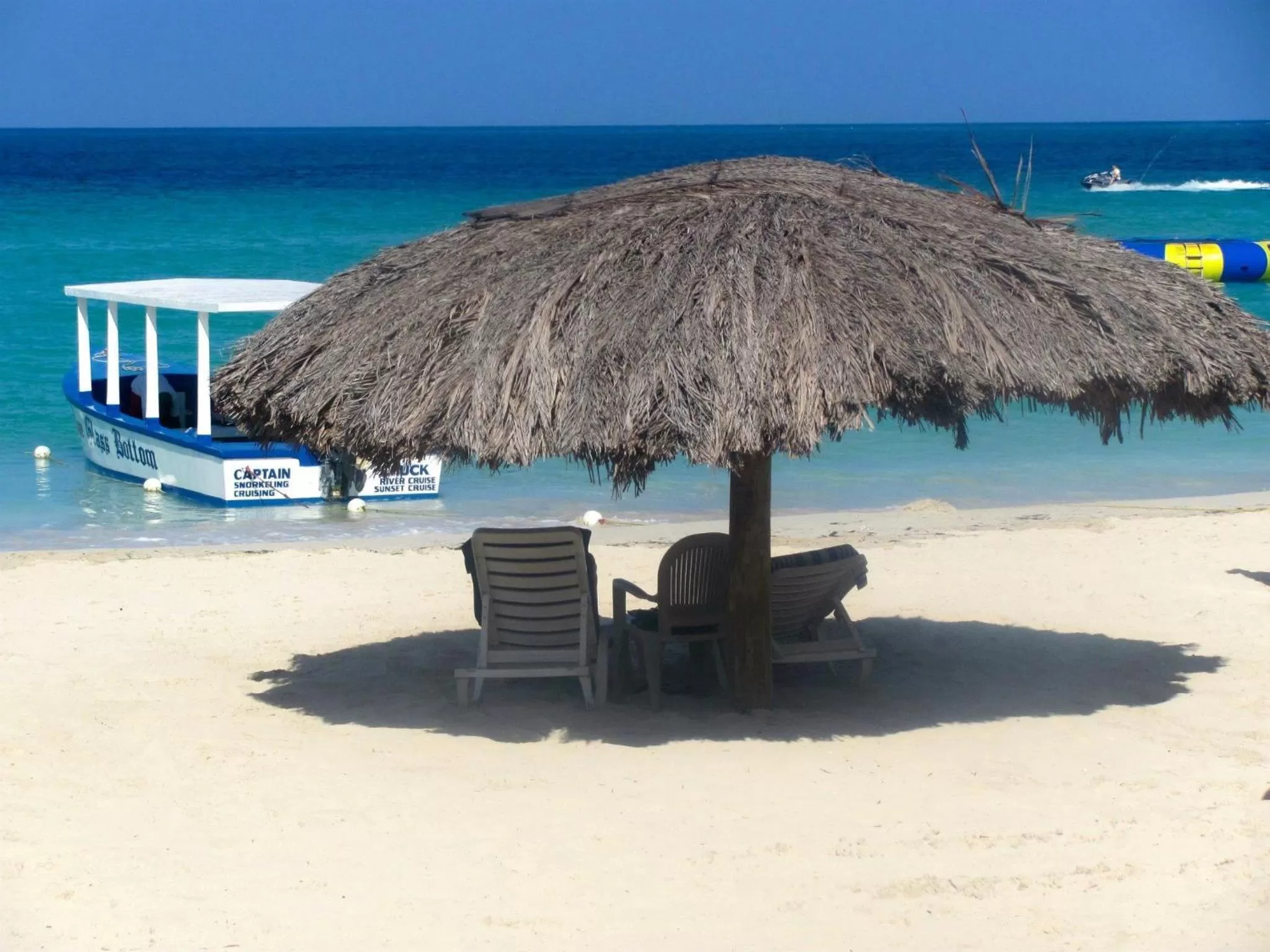 Day in Beachcomber Club Resort