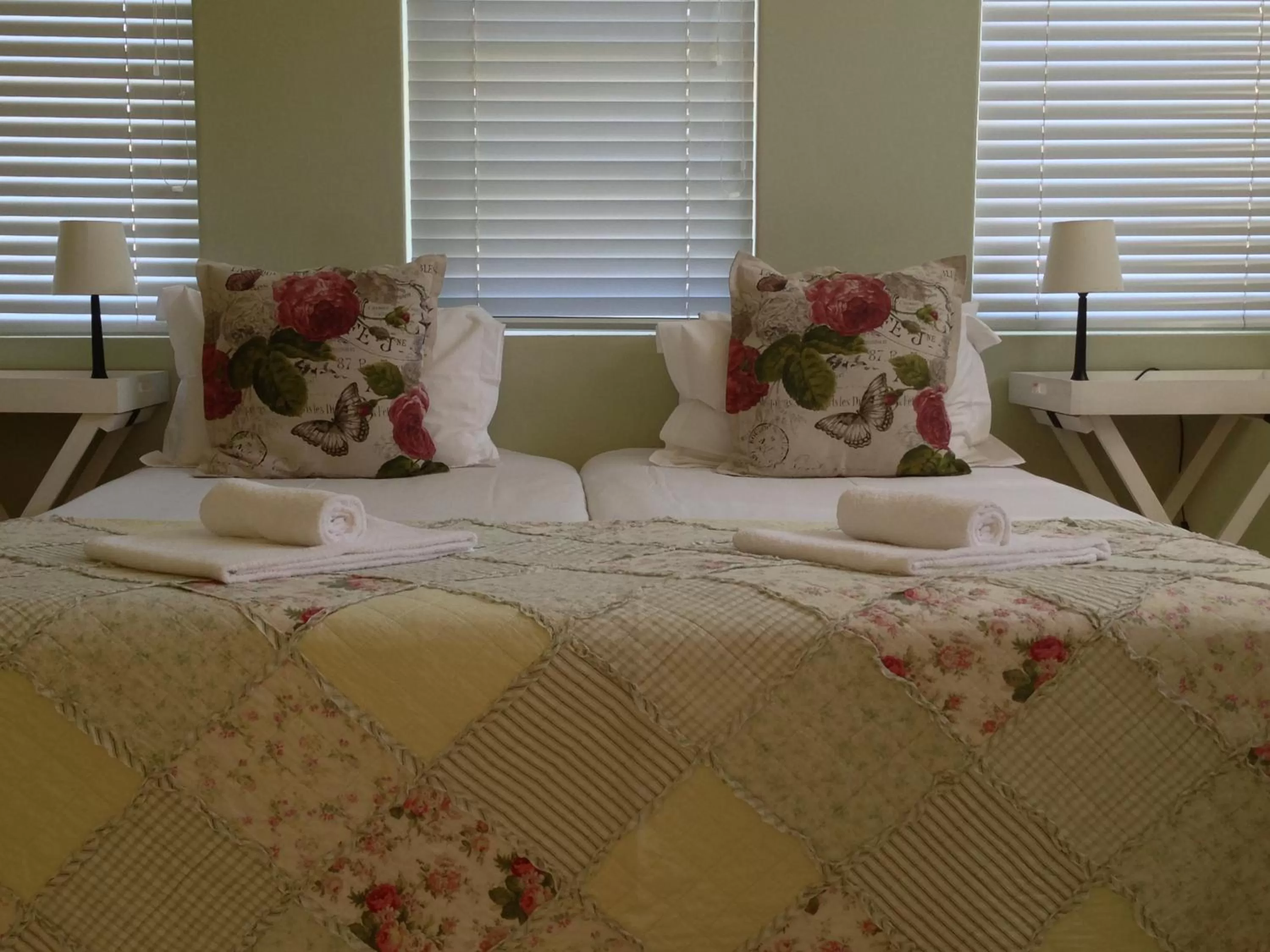 Bed in Villa Garda B&B