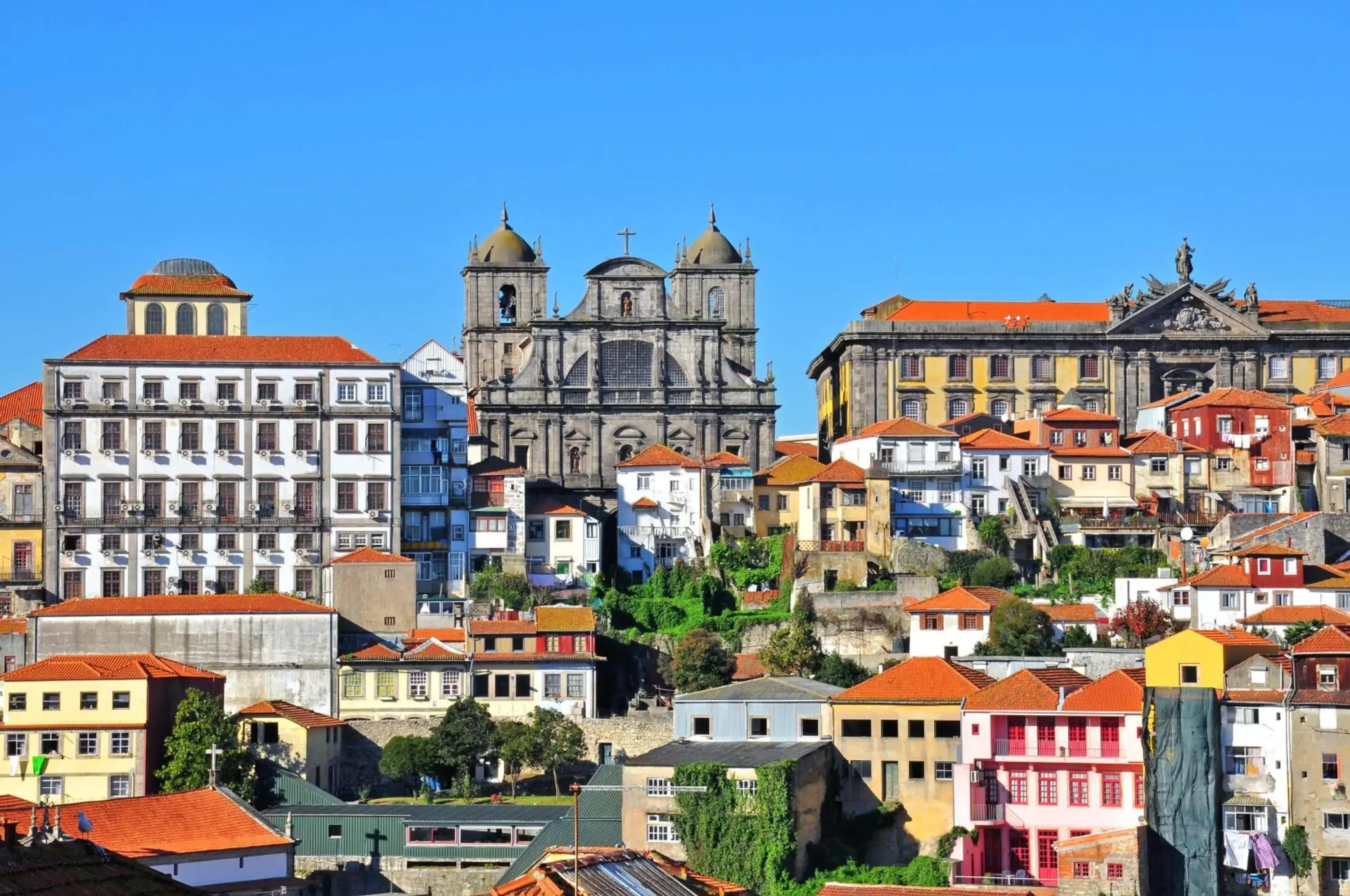 Nearby landmark in Hotel Premium Porto Downtown