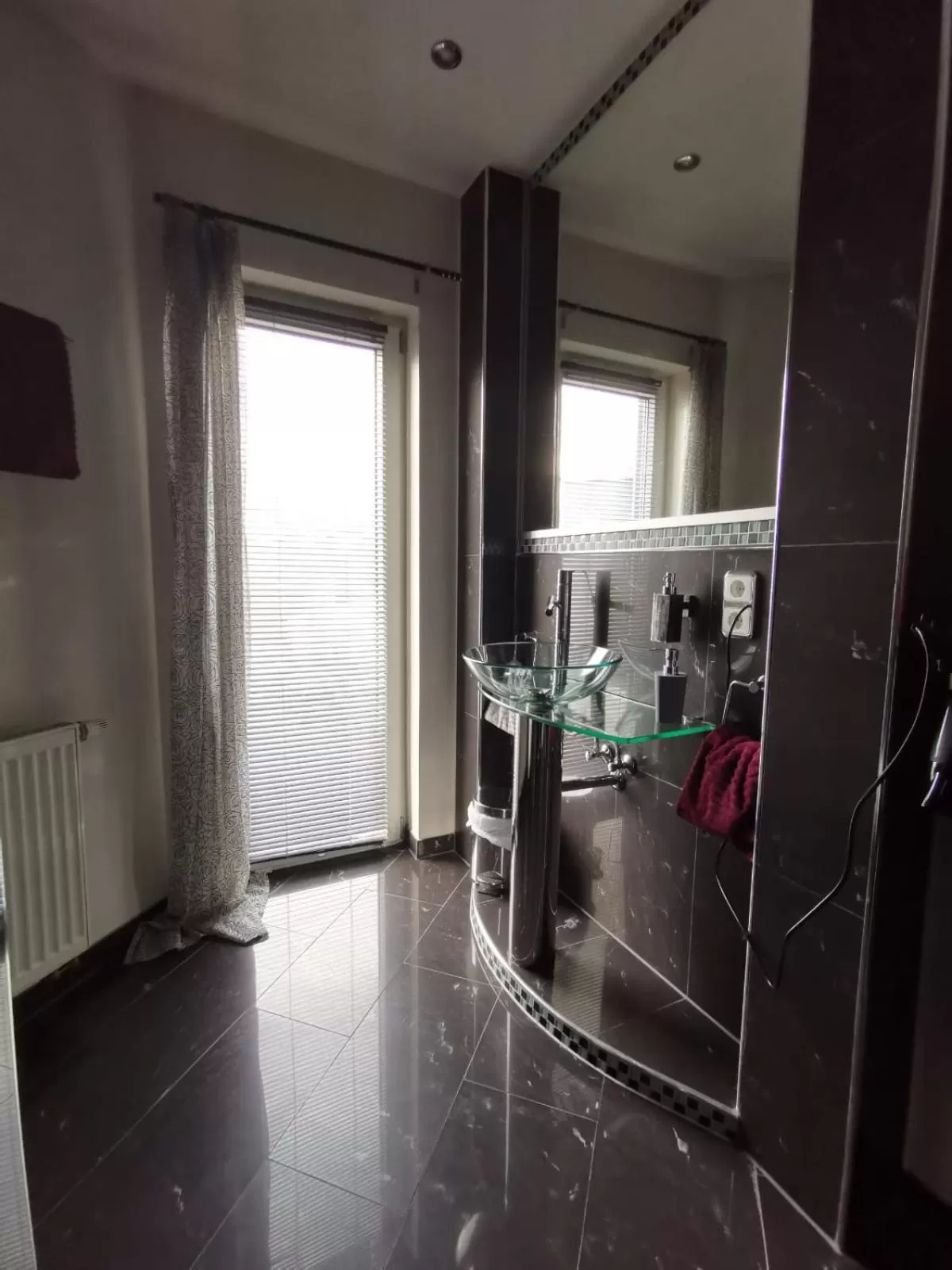 Bathroom in Hotel Come In