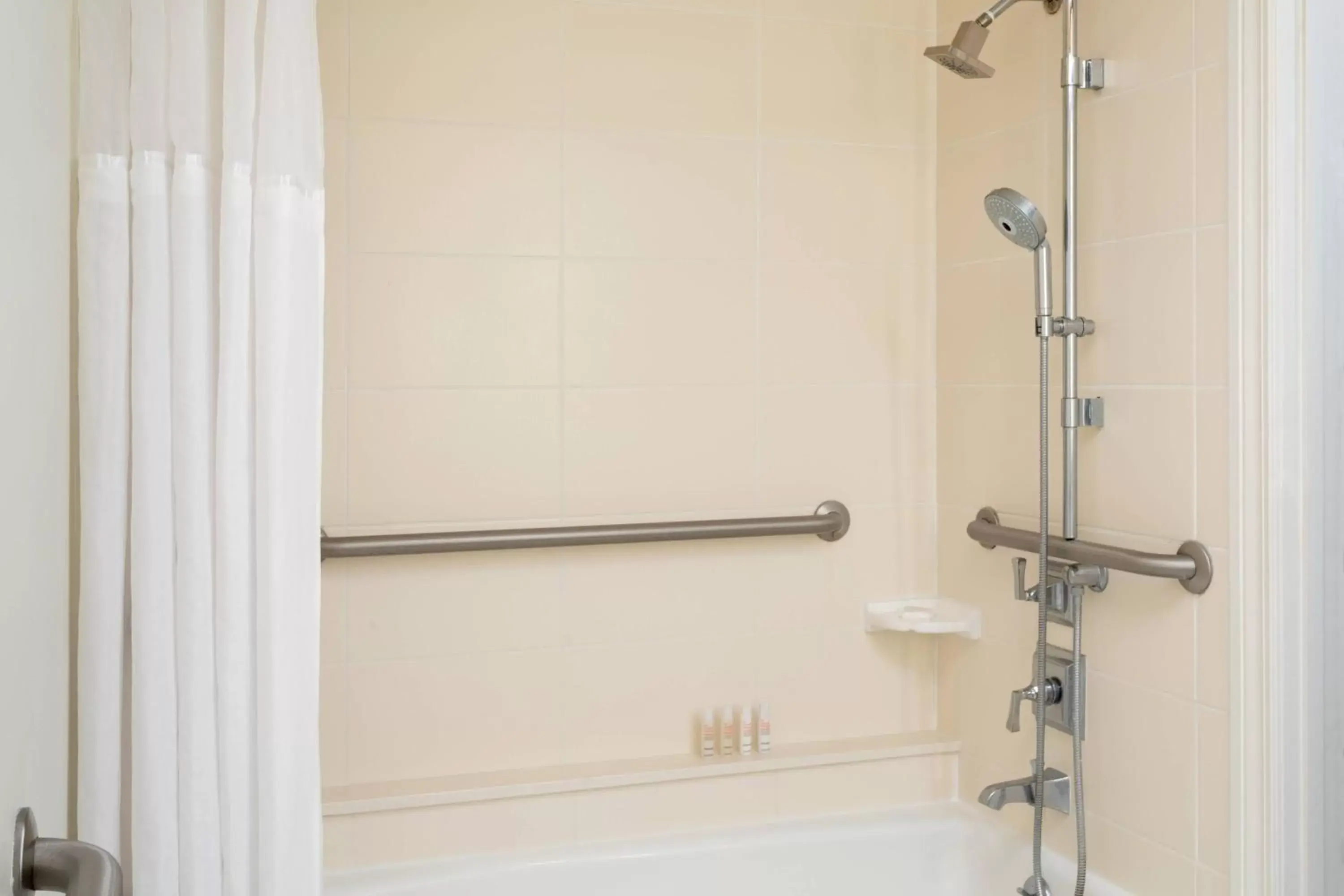 Bathroom in Sawgrass Marriott Golf Resort & Spa