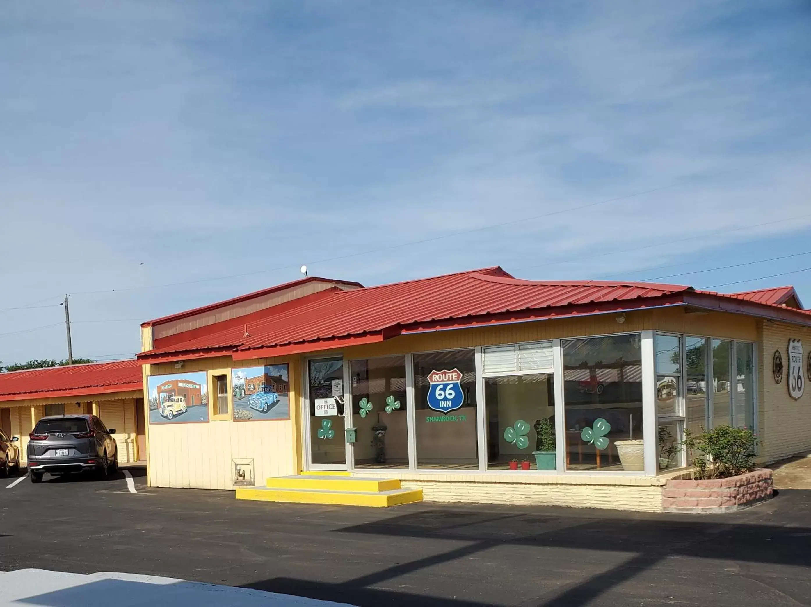 Property Building in Route 66 Inn