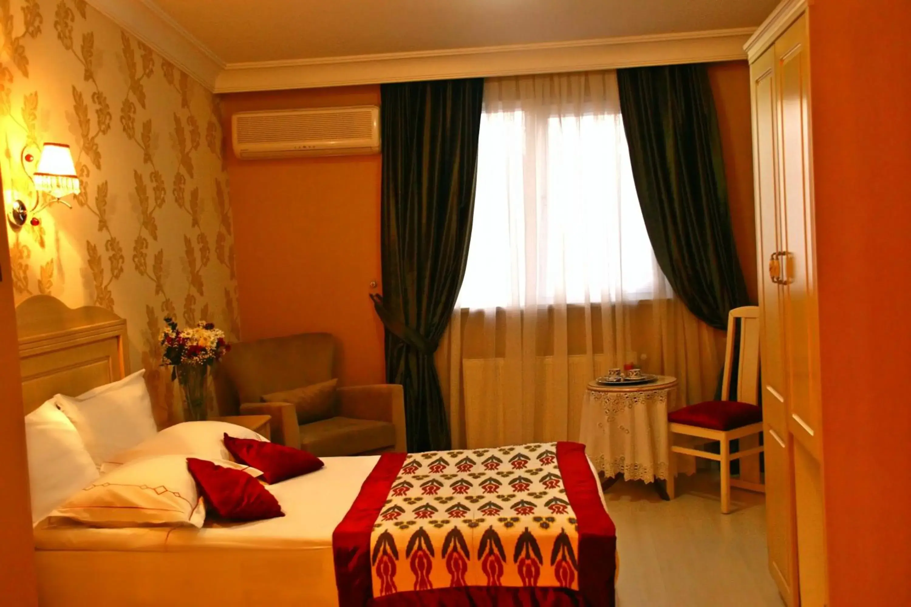 Bedroom, Bed in Diva'S Hotel