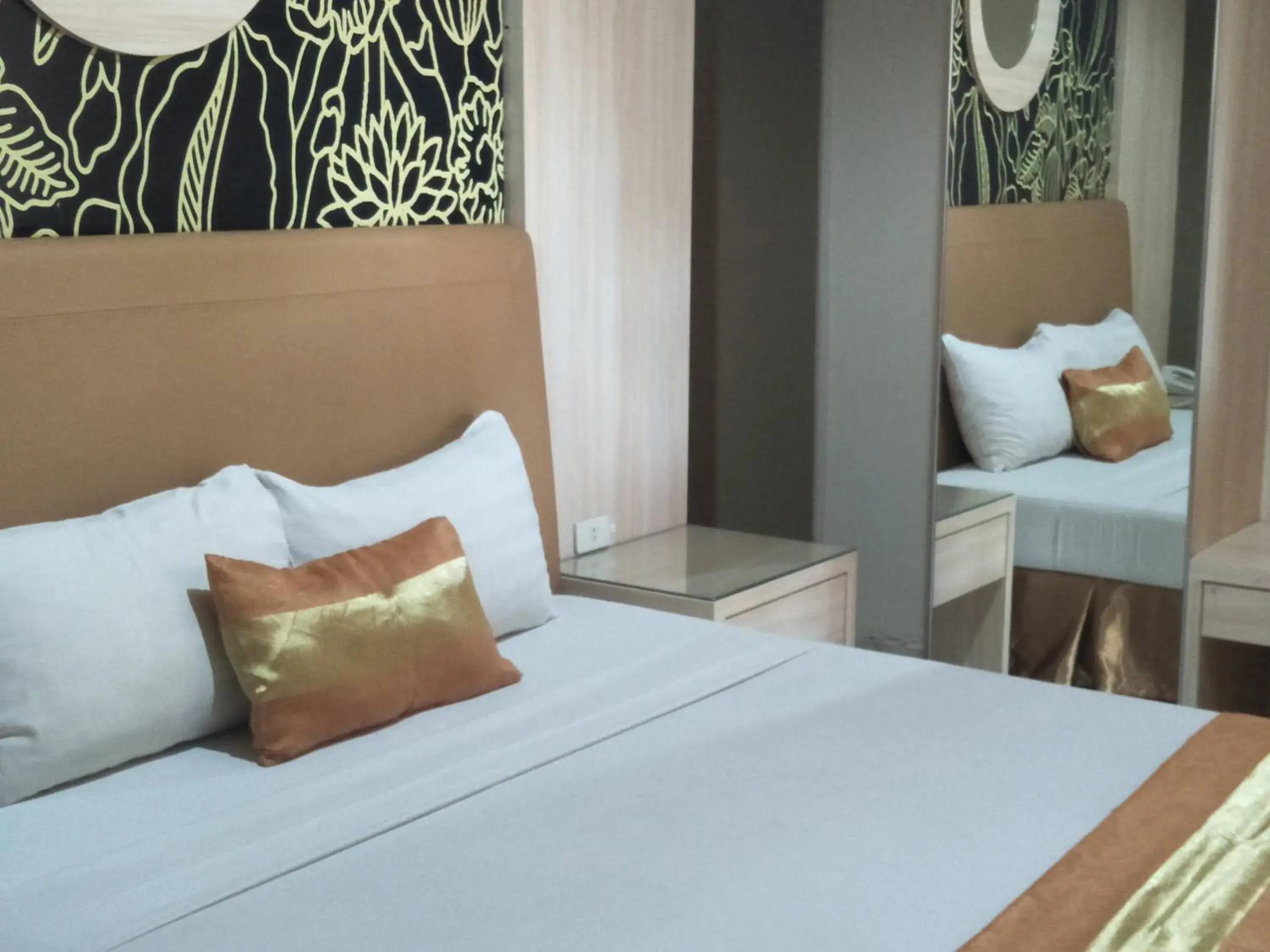 Bed in Hotel Grand Rosela Yogyakarta