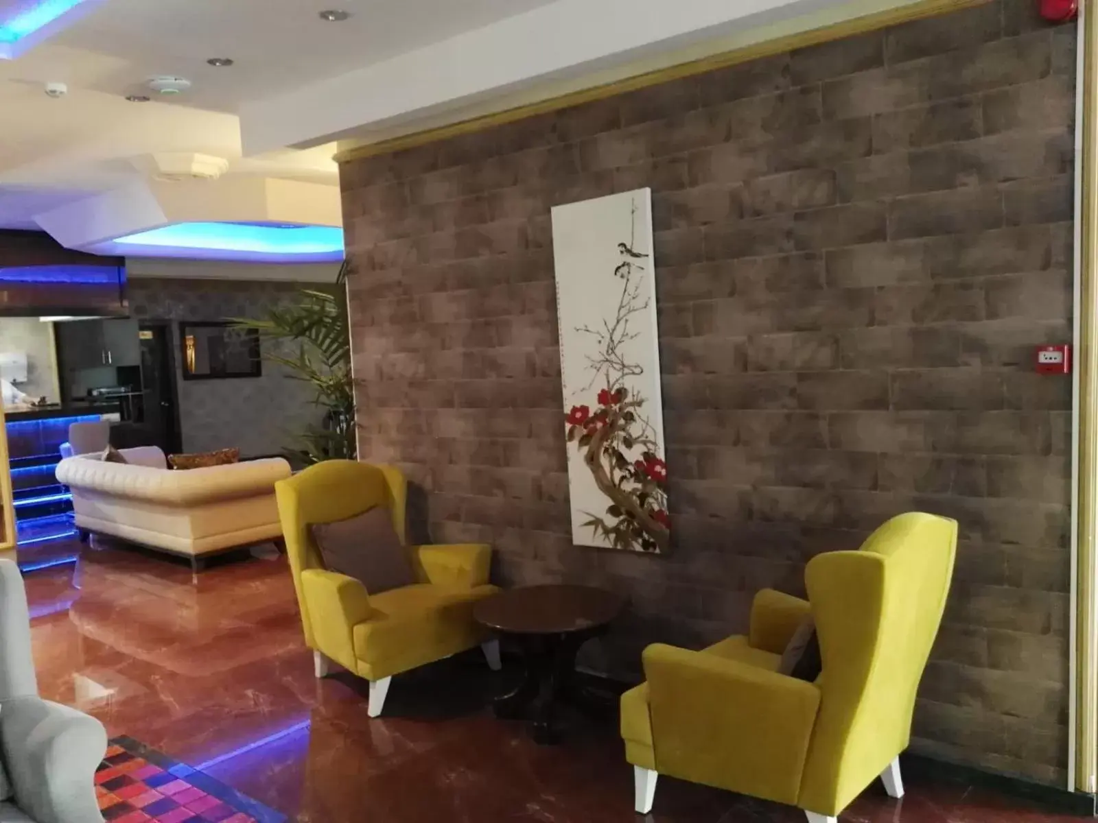 Restaurant/places to eat, Lounge/Bar in Hermanos Hotel