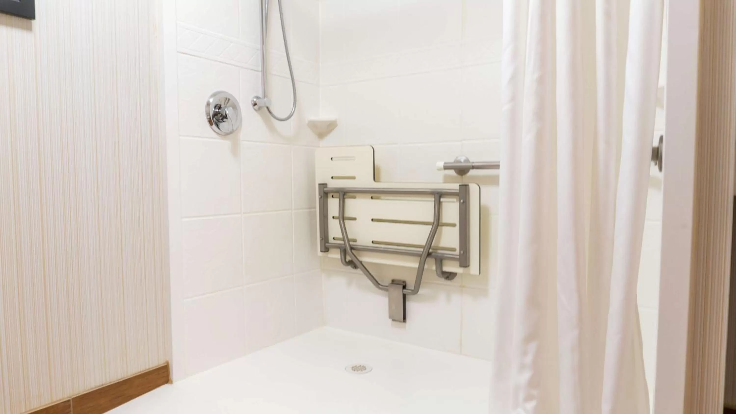 Bathroom in Hilton Garden Inn Plymouth