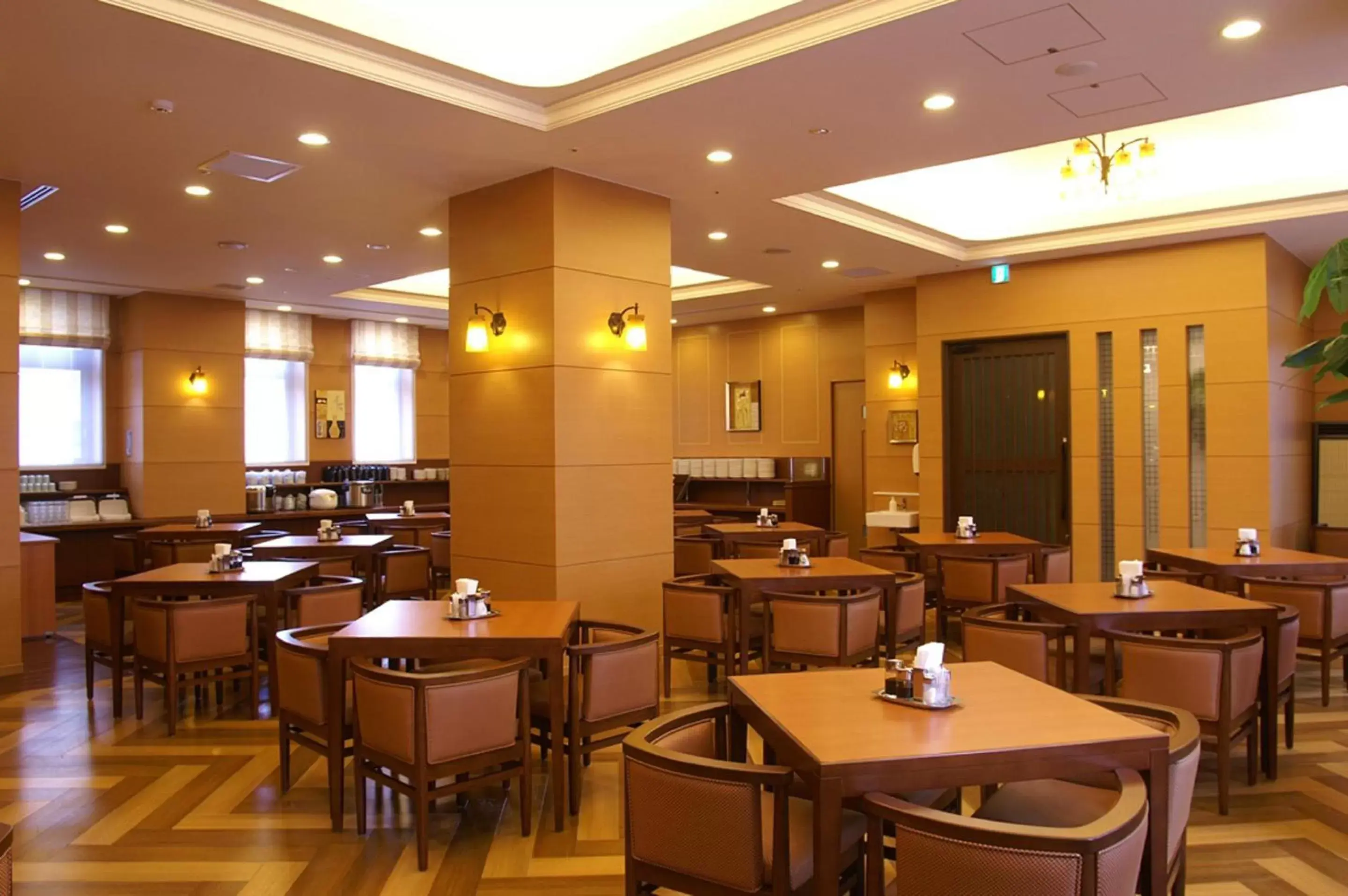 Restaurant/Places to Eat in Route Inn Grantia Hakodate Goryokaku