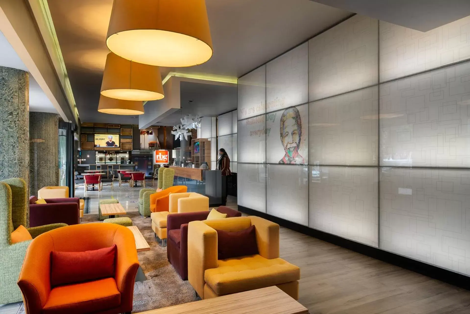 Lobby or reception, Lounge/Bar in Park Inn by Radisson Cape Town Foreshore