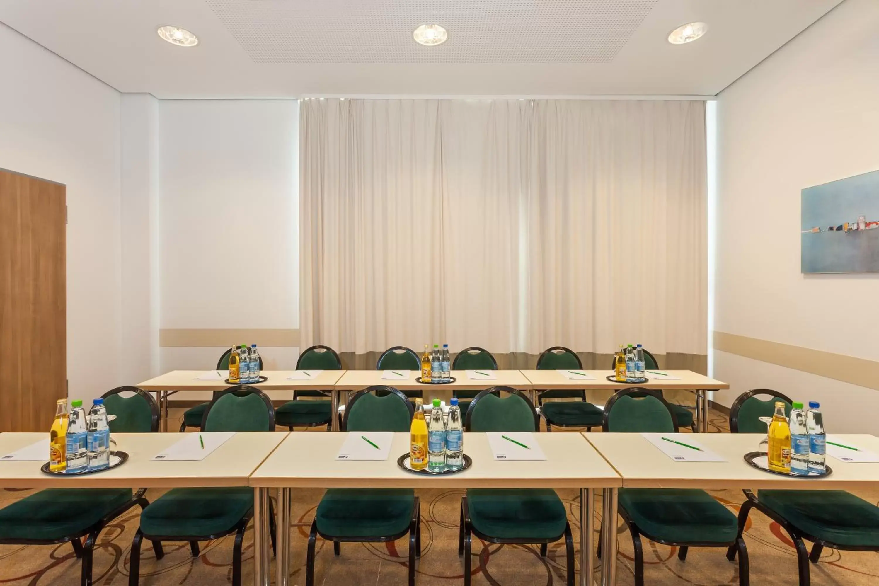 Meeting/conference room in Holiday Inn Express Nürnberg-Schwabach