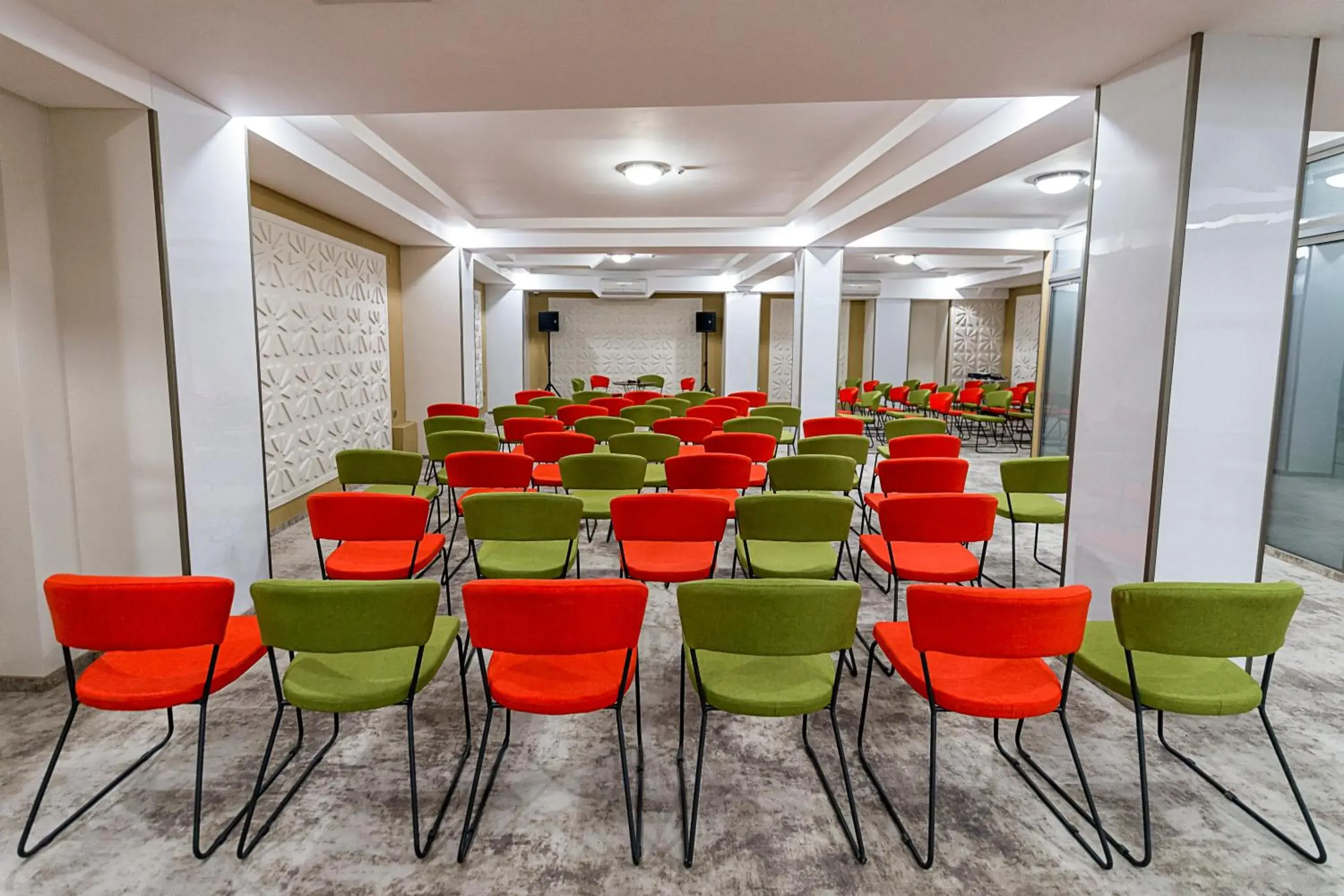 Meeting/conference room in Prestige Boutique Hotel Craiova