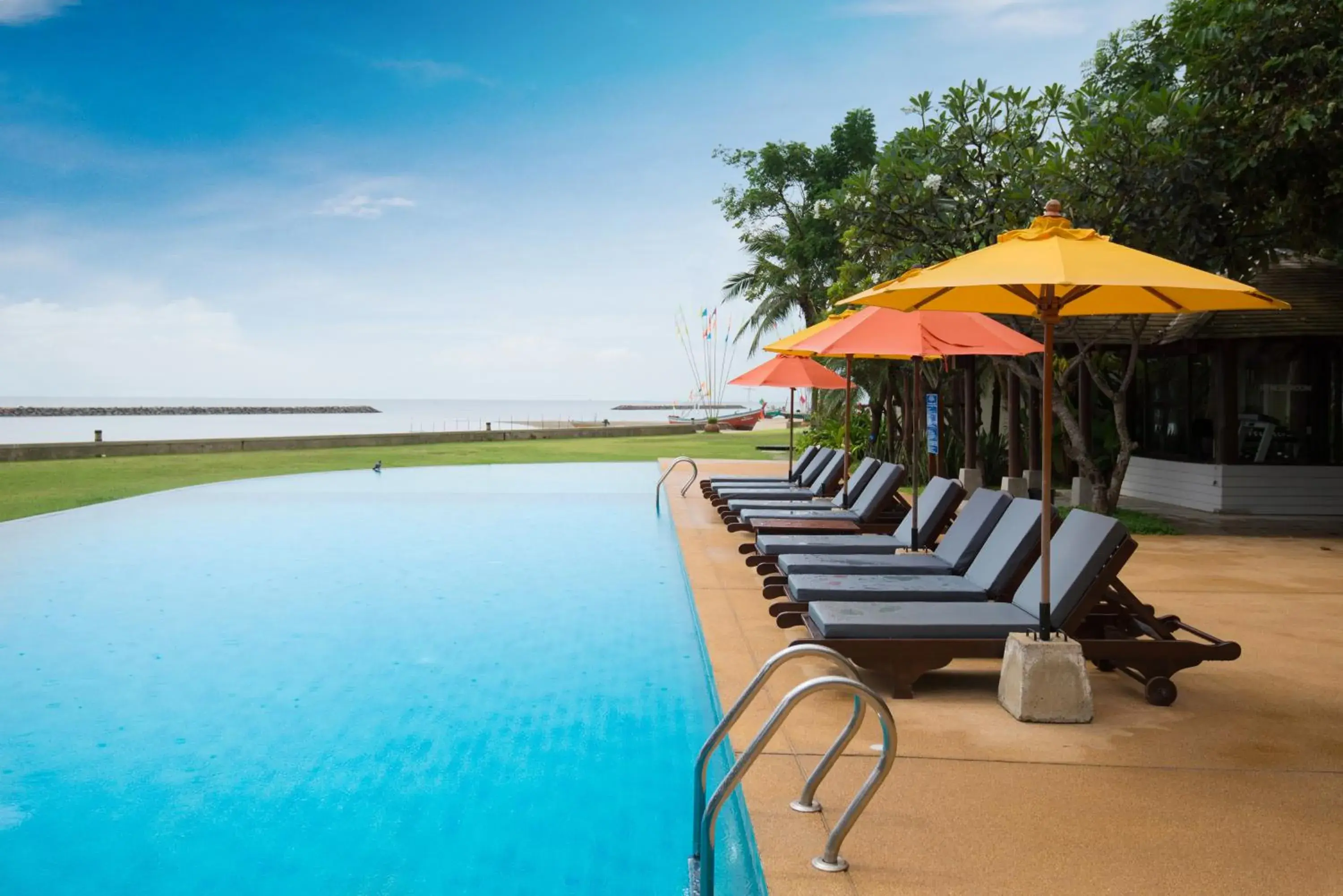 Swimming Pool in Fisherman's Resort