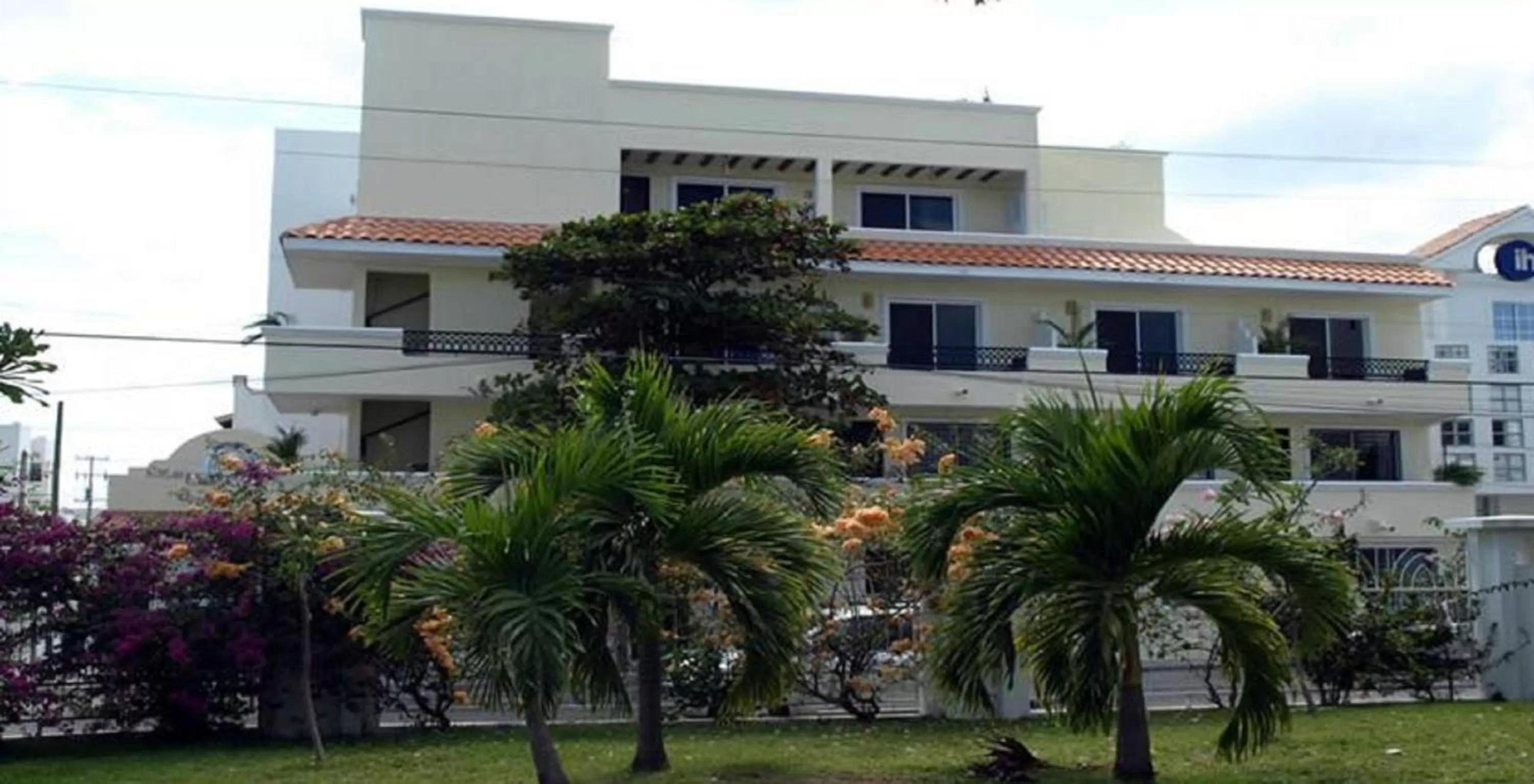 Property building in Hotel El Campanario Playa del Carmen
