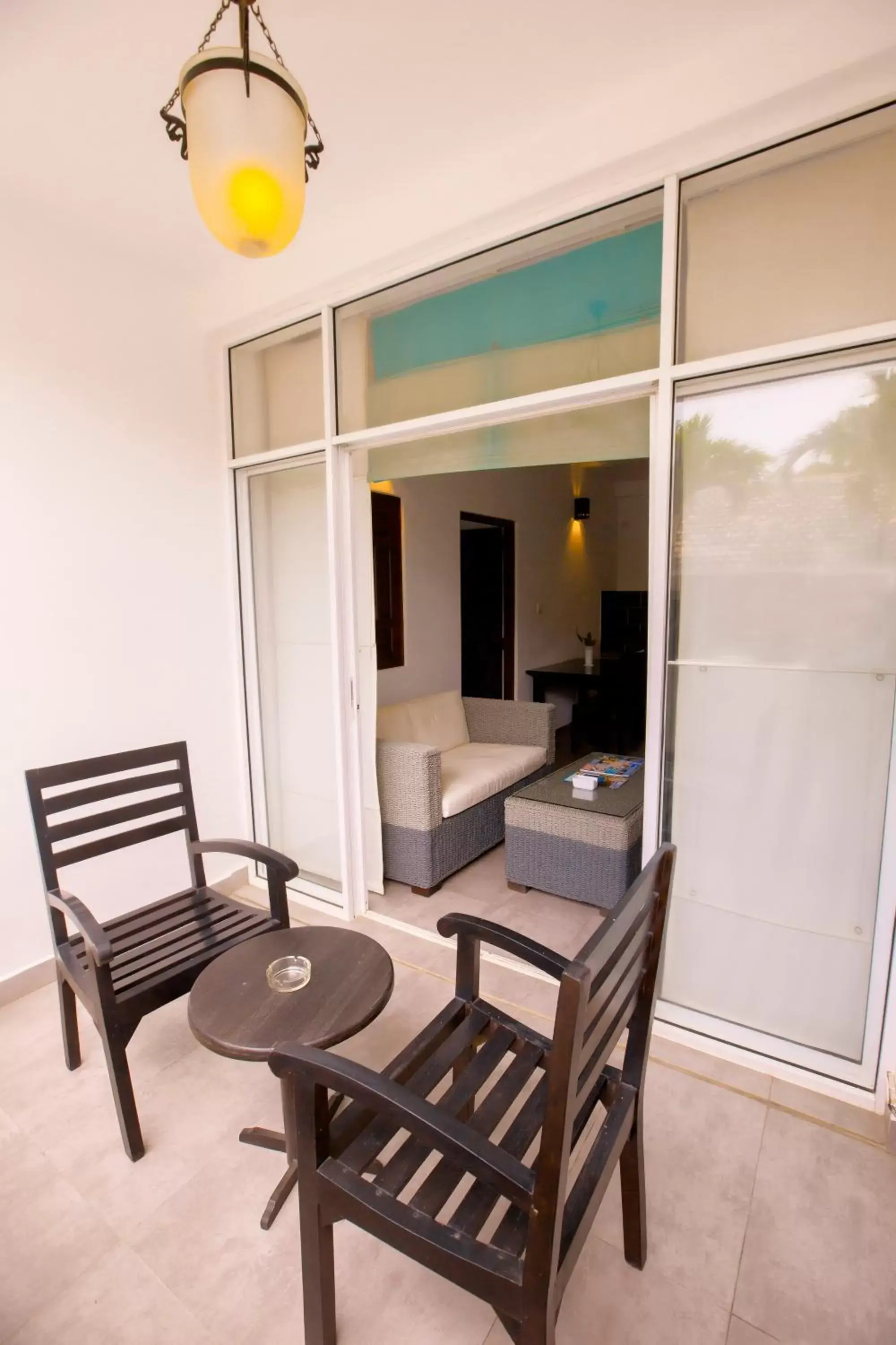 Balcony/Terrace, Dining Area in St.Lachlan Hotel & Suites