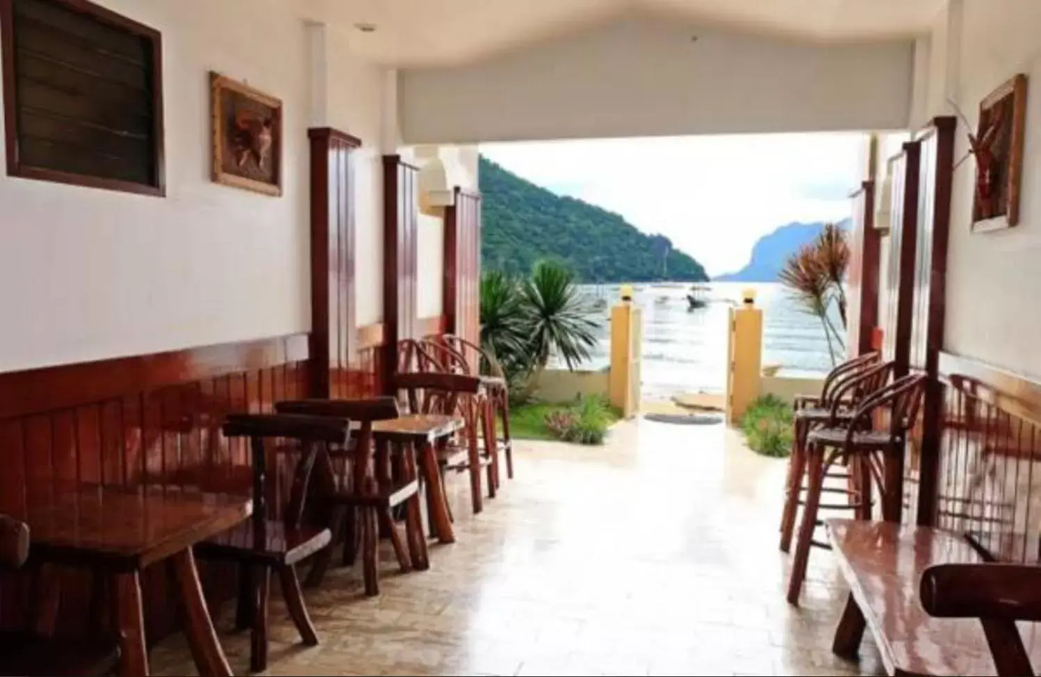 Restaurant/places to eat, Mountain View in El Nido Beach Hotel