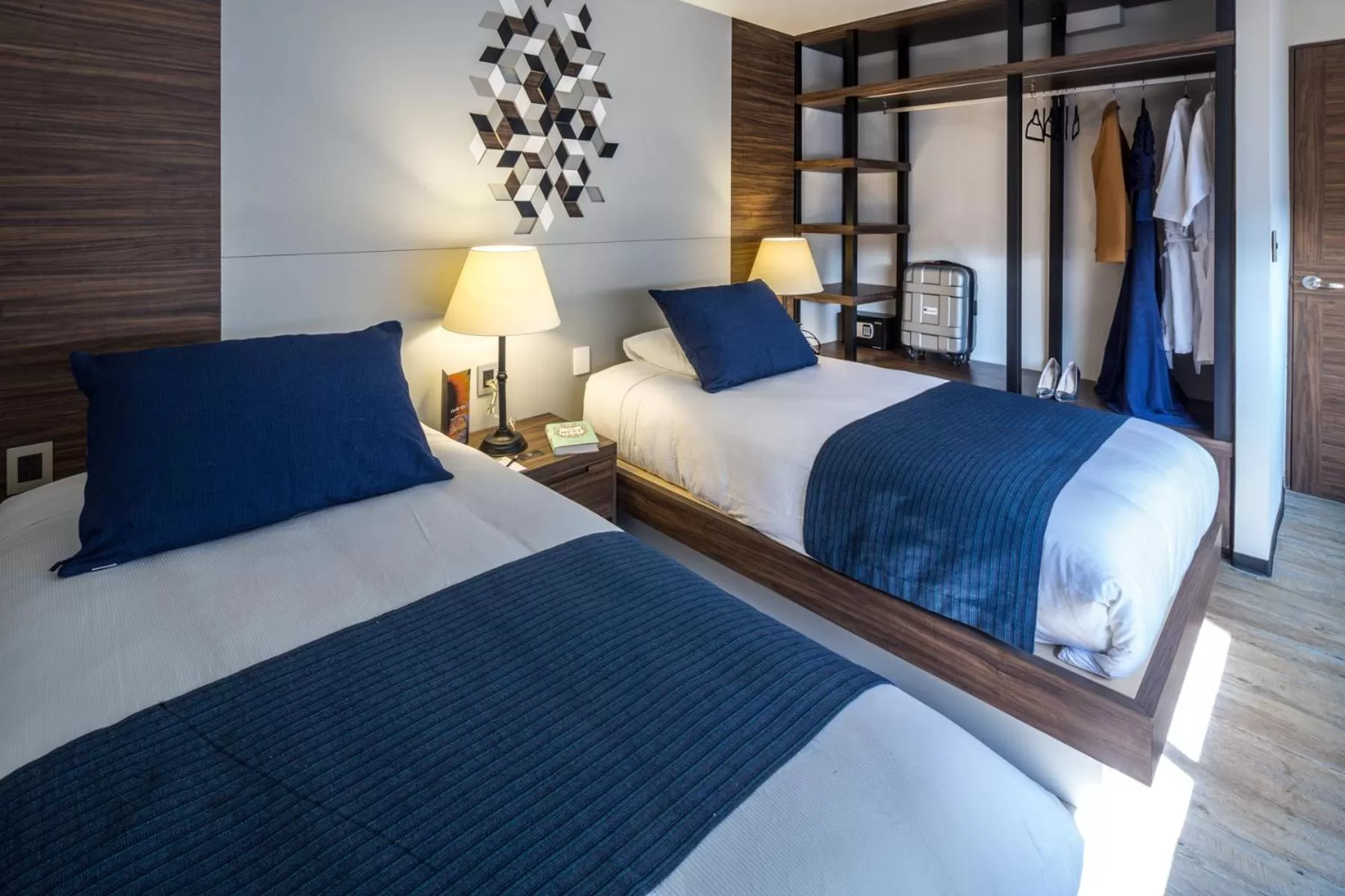 Bed in FlowSuites WTC