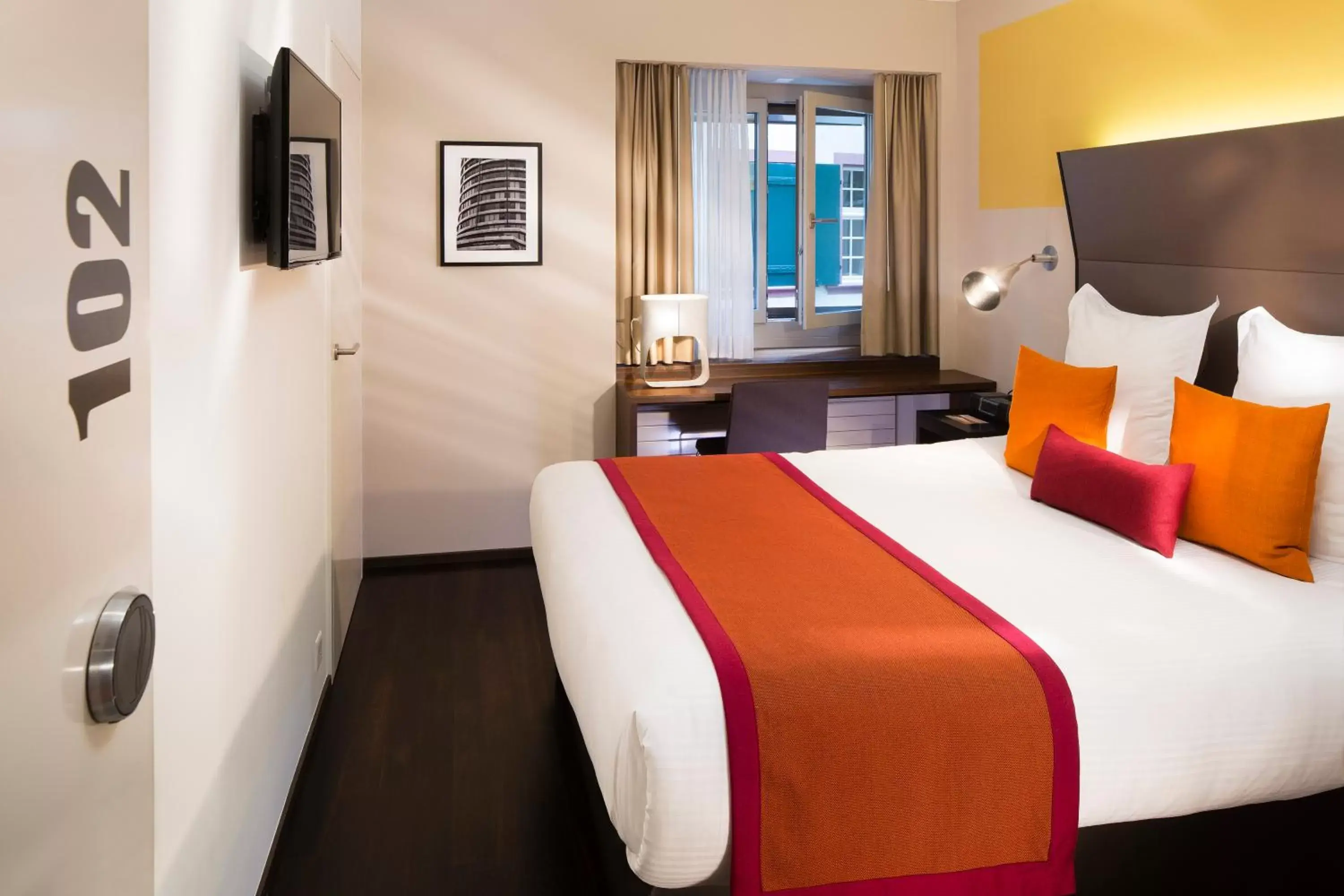 Bedroom, Bed in Hotel D - Design Hotel