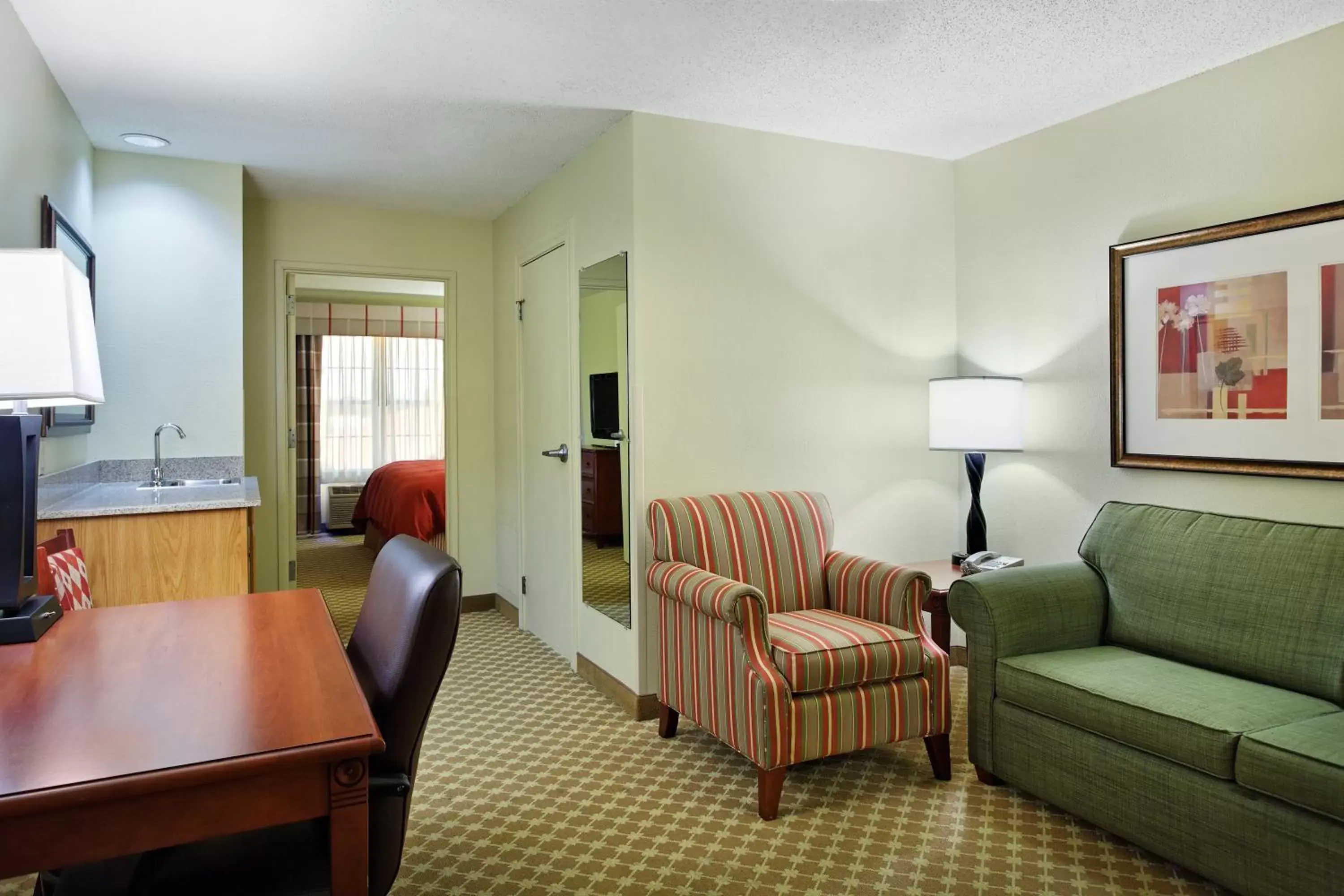 Seating Area in Country Inn & Suites by Radisson, Rock Falls, IL