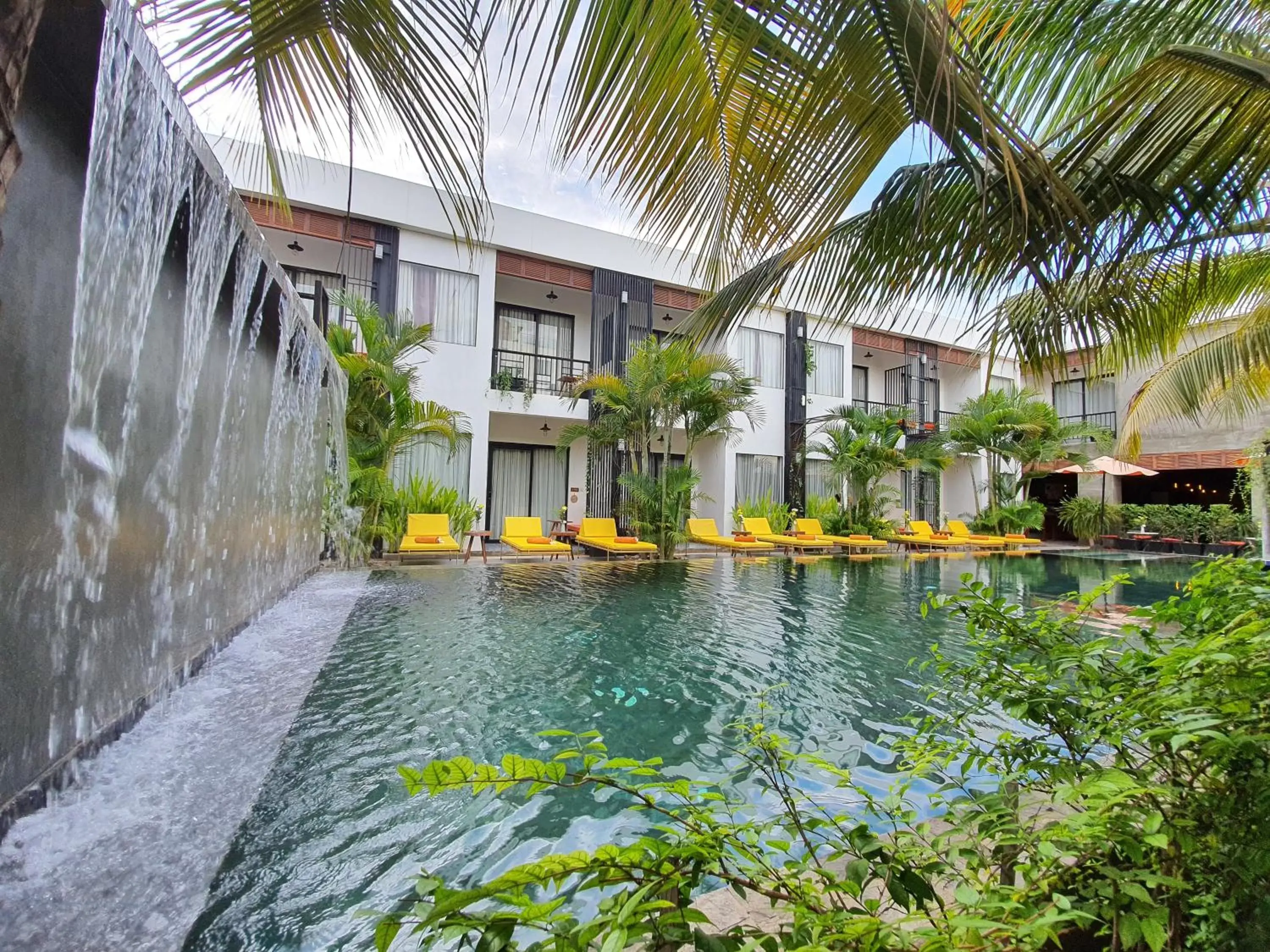 Swimming Pool in Central Corner d'Angkor