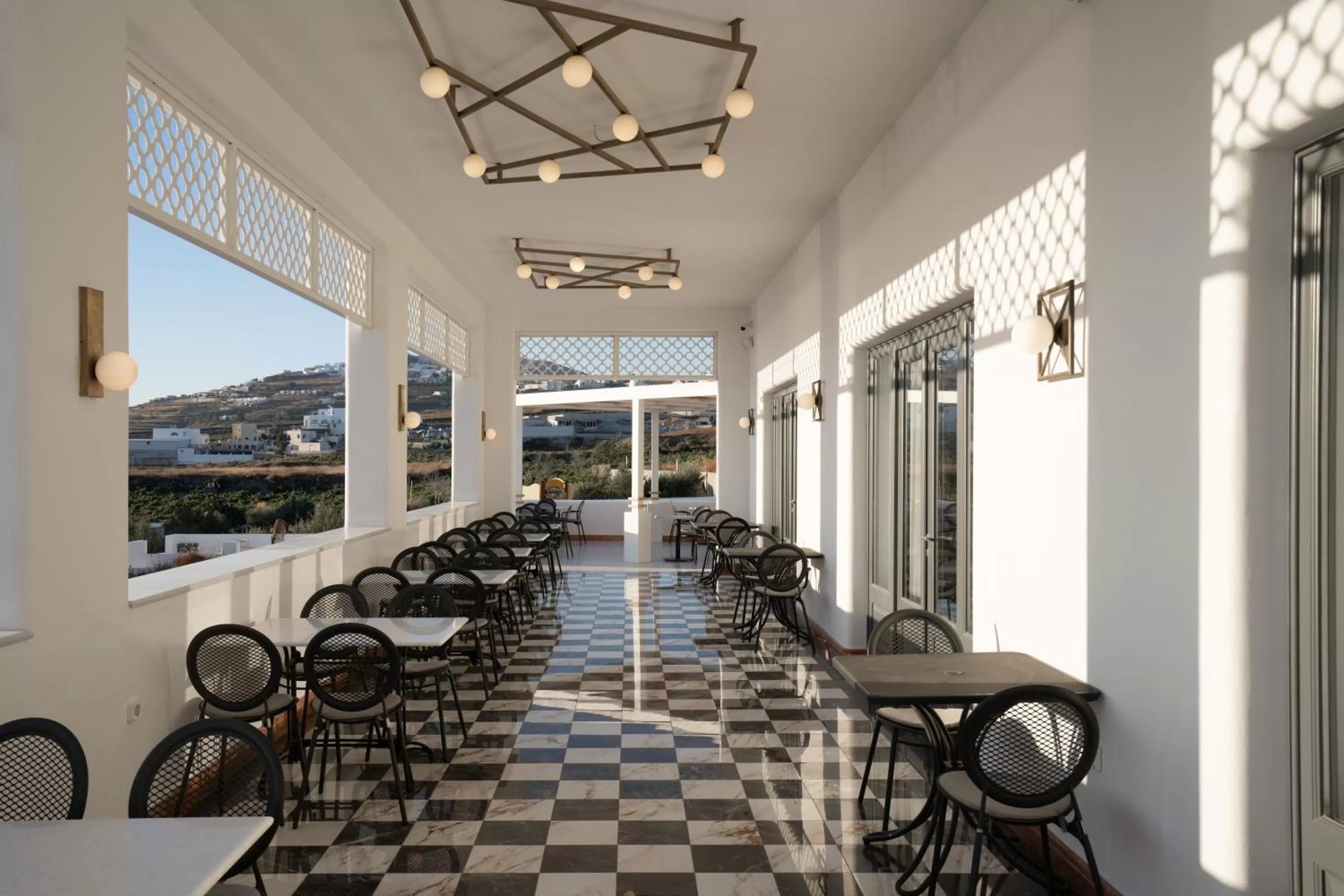 Restaurant/places to eat in De Sol Hotel & Spa