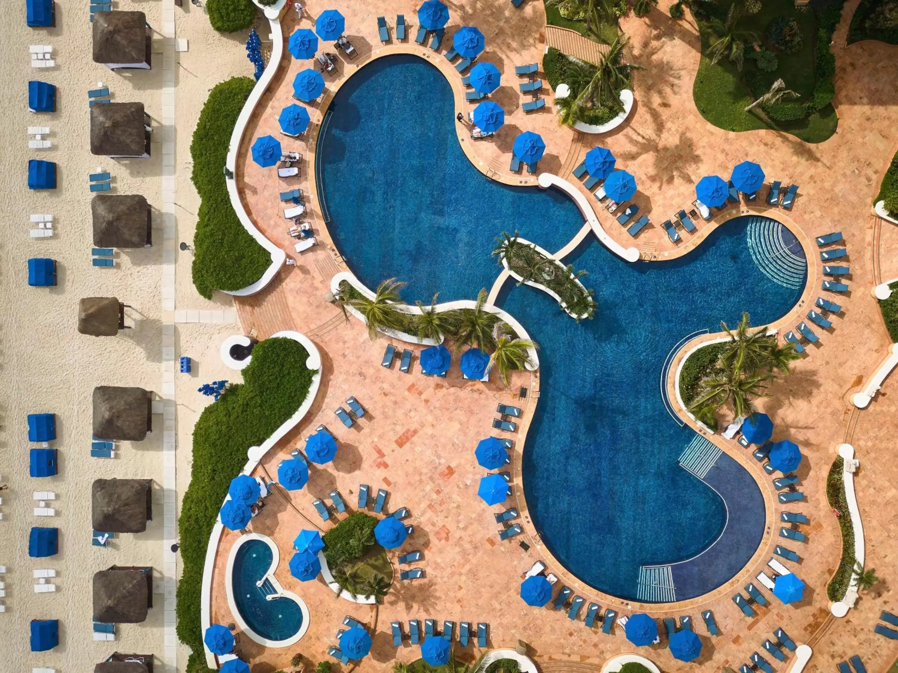 Swimming pool, Pool View in Kempinski Hotel Cancun