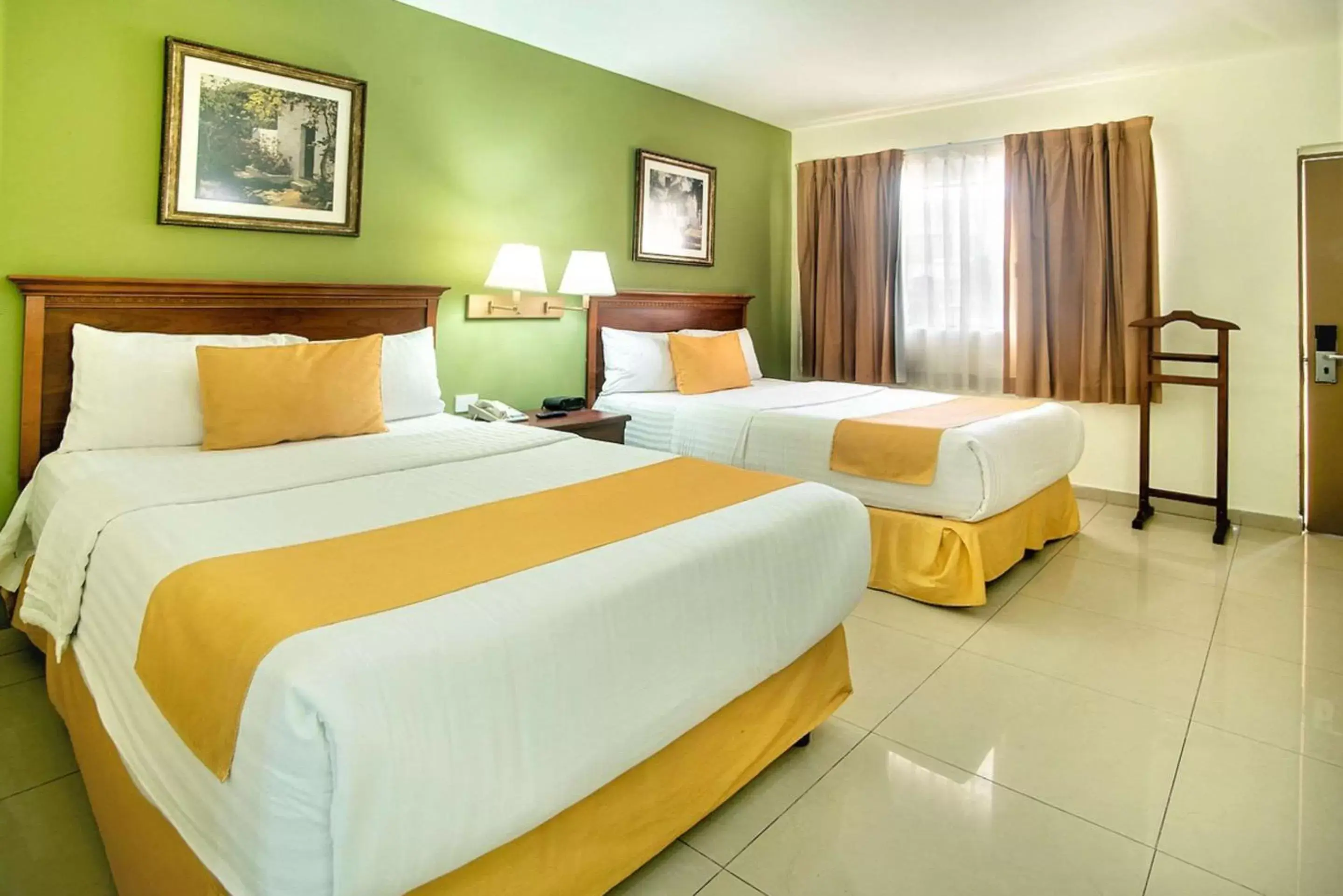Photo of the whole room, Bed in Quality Inn Ciudad Obregon