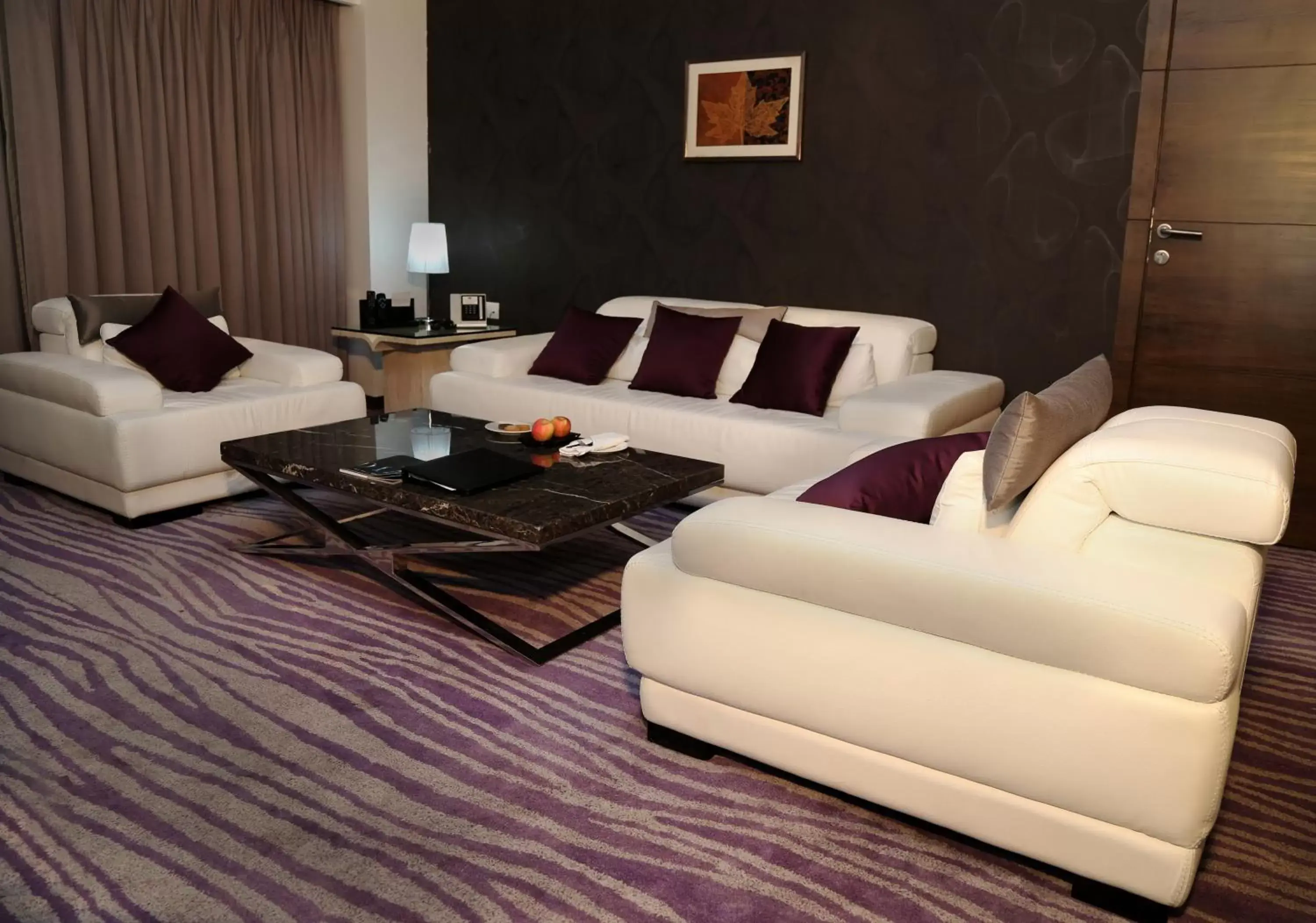 Seating Area in Country Inn & Suites By Radisson Navi Mumbai